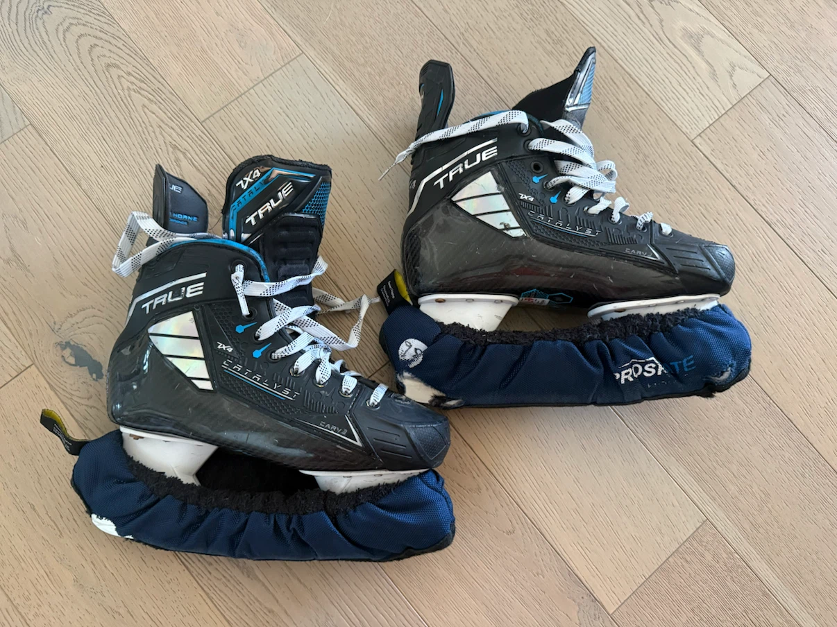 TRUE CATALYST 7X4 SENIOR HOCKEY SKATES size 7.5 mens - photo 2