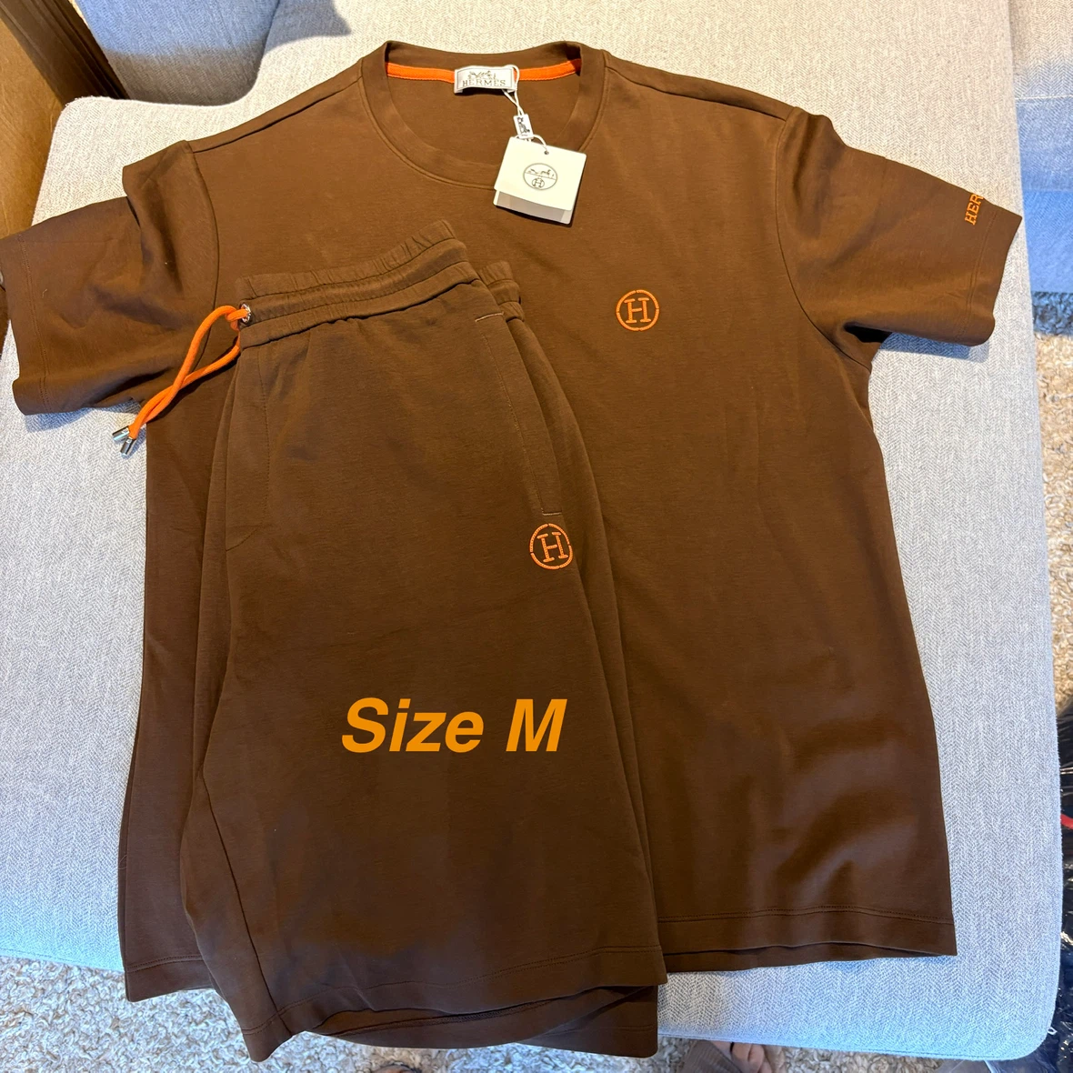 Hermes T-Shirt and Shorts Set - photo 2
