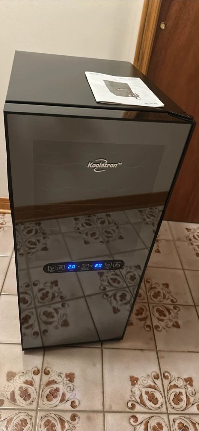 Koolatron 24-Bottle Wine Cellar WC24MG