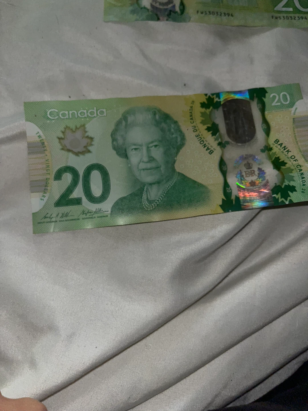 Three rare Canadian 20$ bills - photo 5
