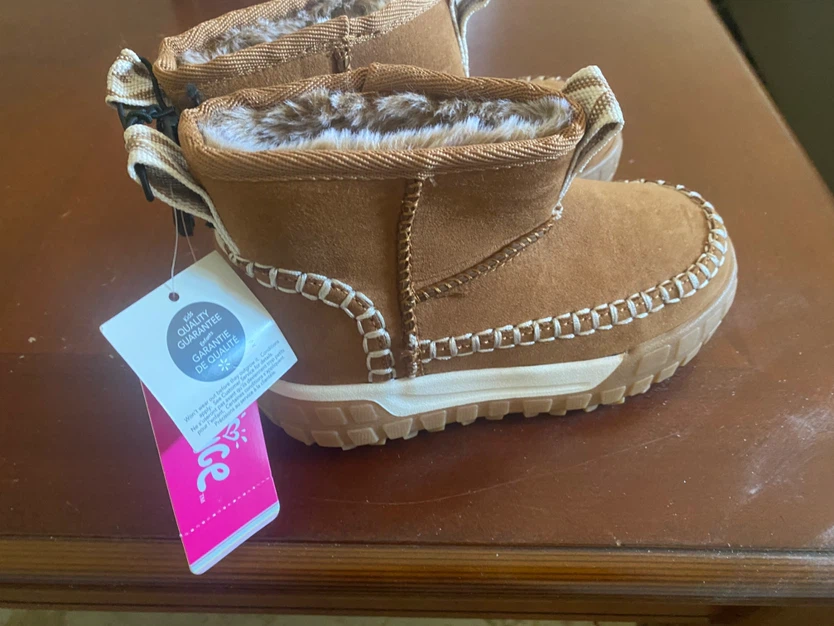New Justice Girls Boots Beige Size 12