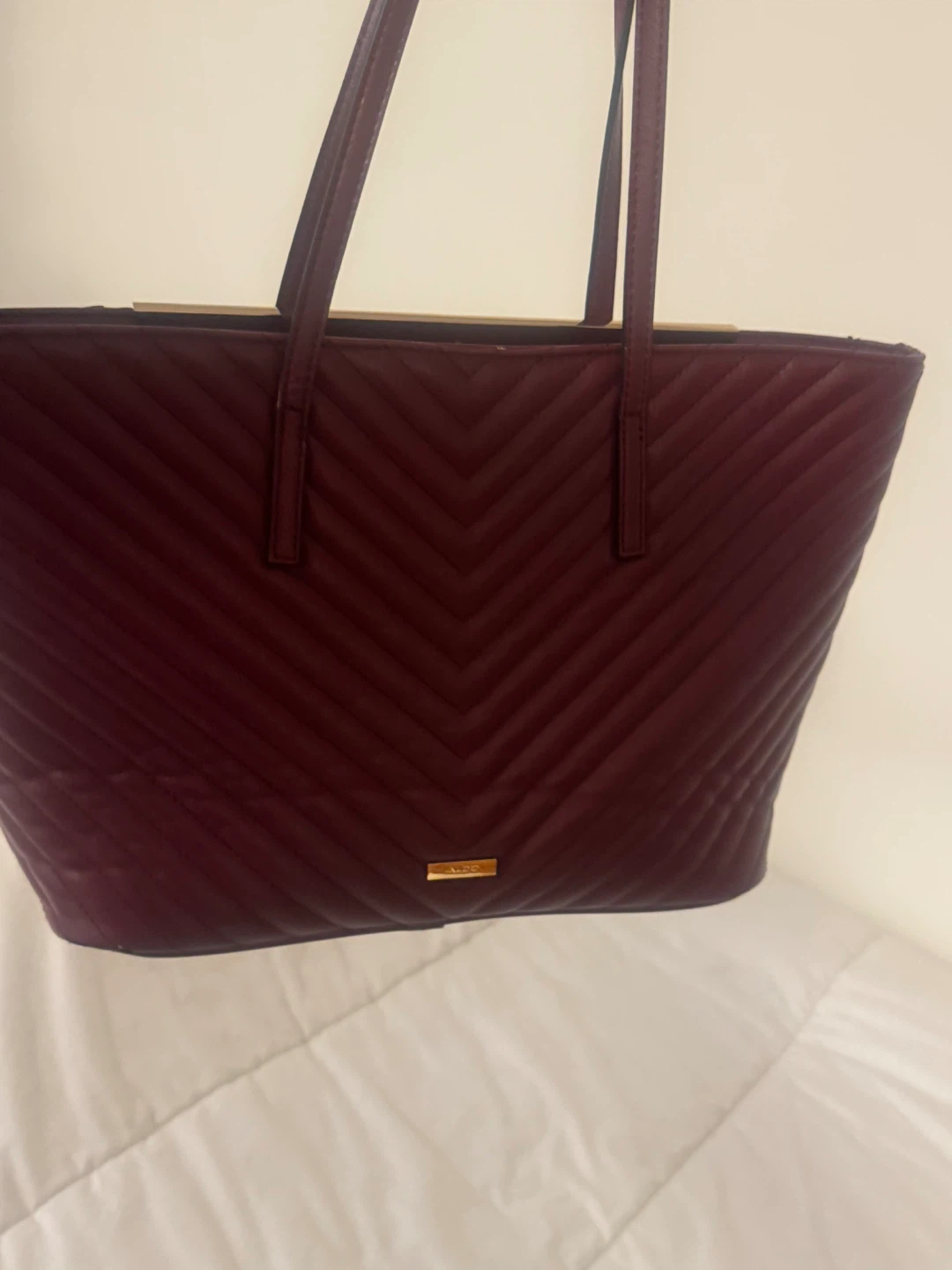 ALDO Chevron Quilted Burgundy Tote Bag - photo 3
