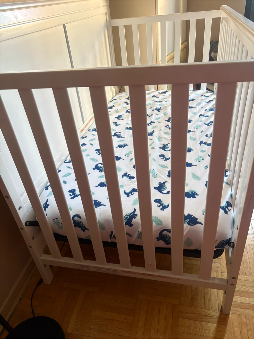 Baby Crib with Dinosaur Bedding - photo 3