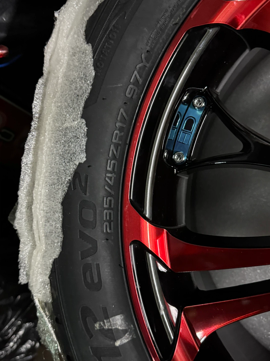 HD Wheels Red and Black Rim with Hankook Ventus V12 Tire - photo 3