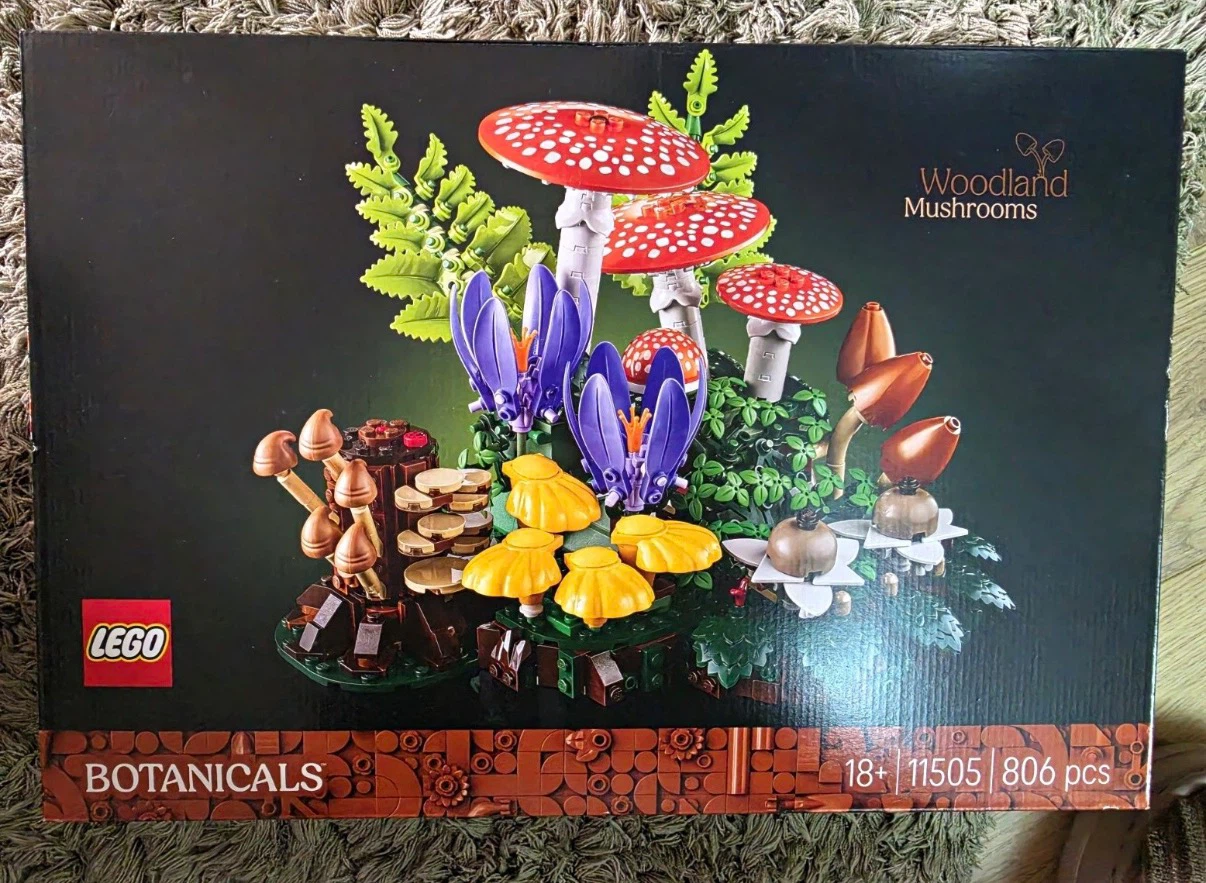 LEGO Botanicals Woodland Mushrooms 11505