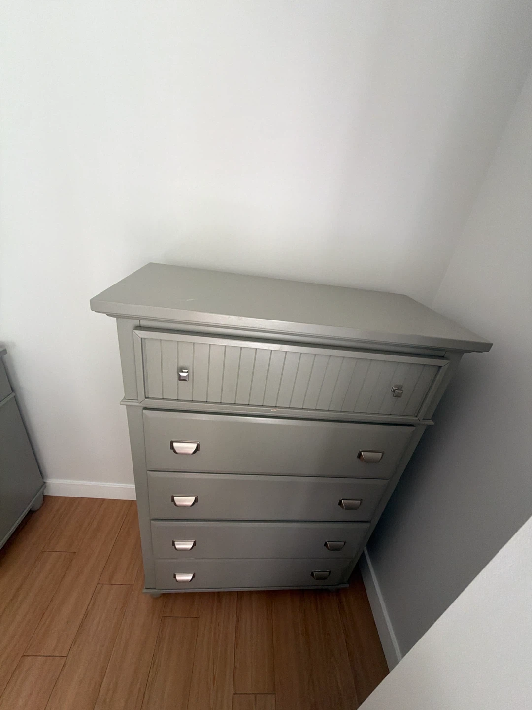 Gray 5-Drawer Dresser - photo 3