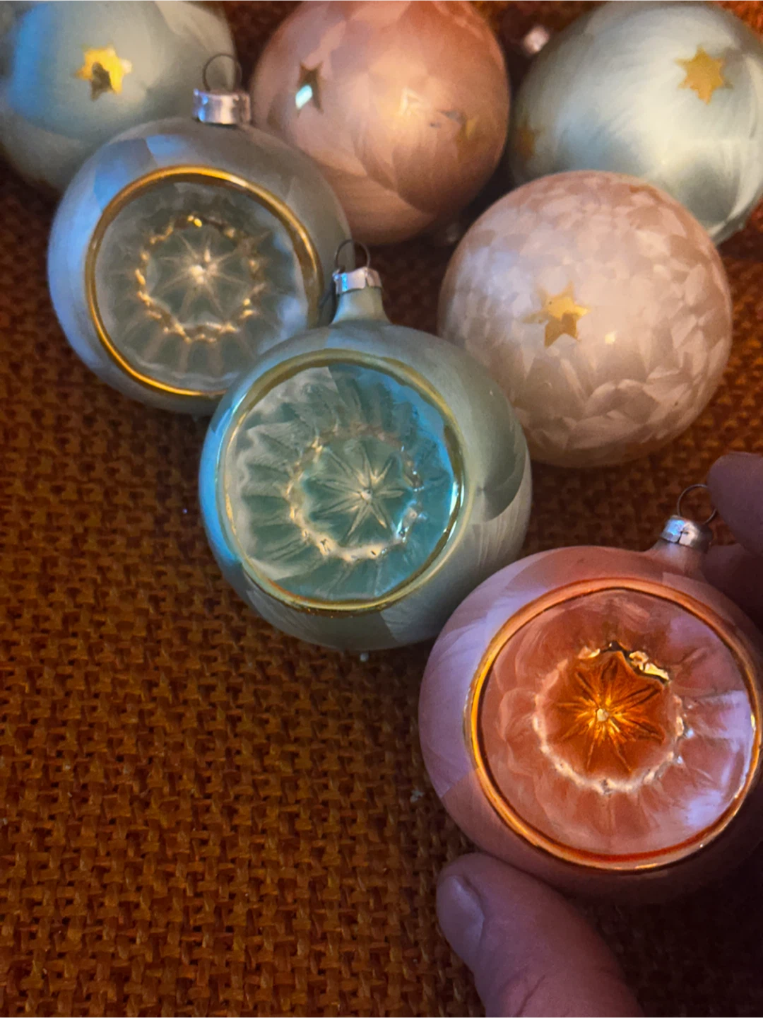Set of 9  rare Vintage Crystallized Glass Pastel Tree Ornaments - photo 4