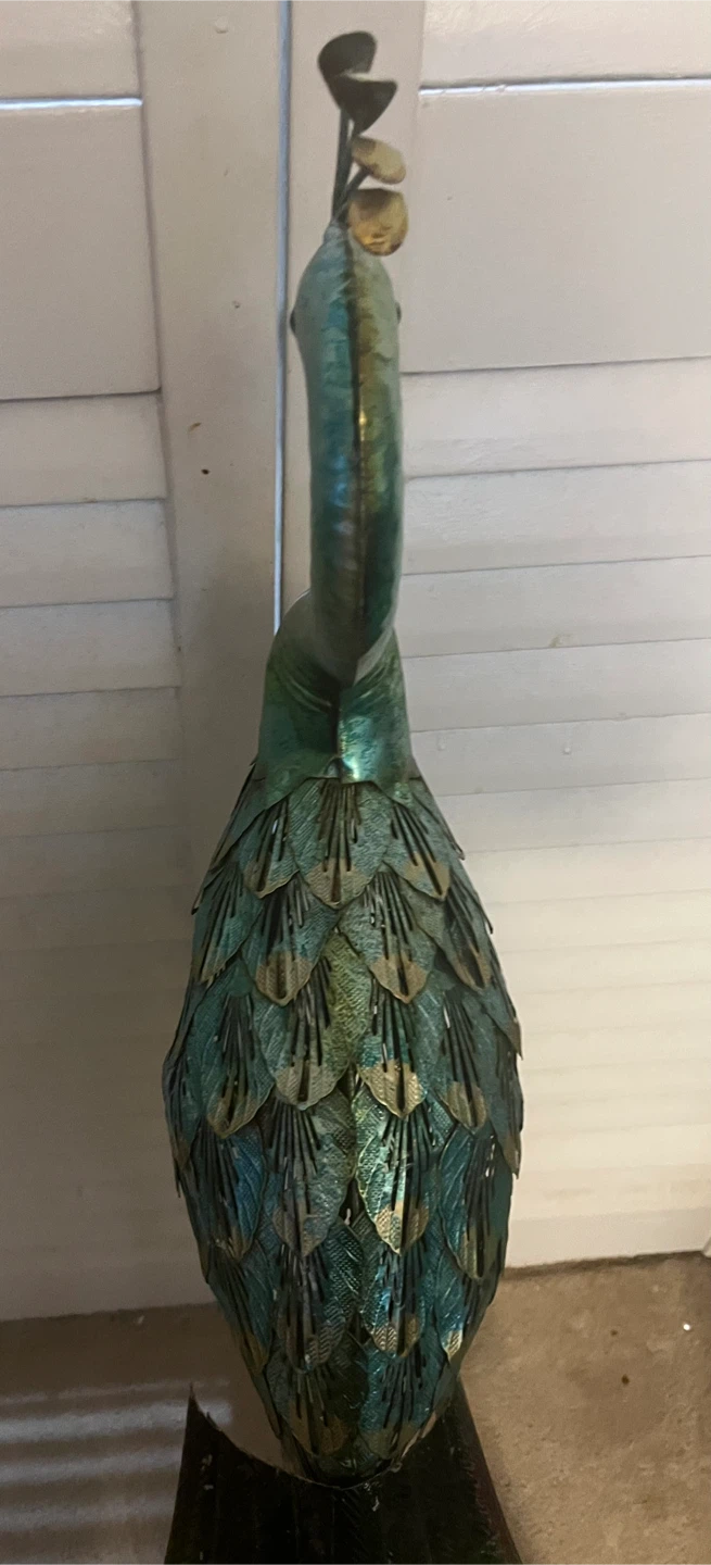 Metal Peacock Garden Sculpture - photo 2