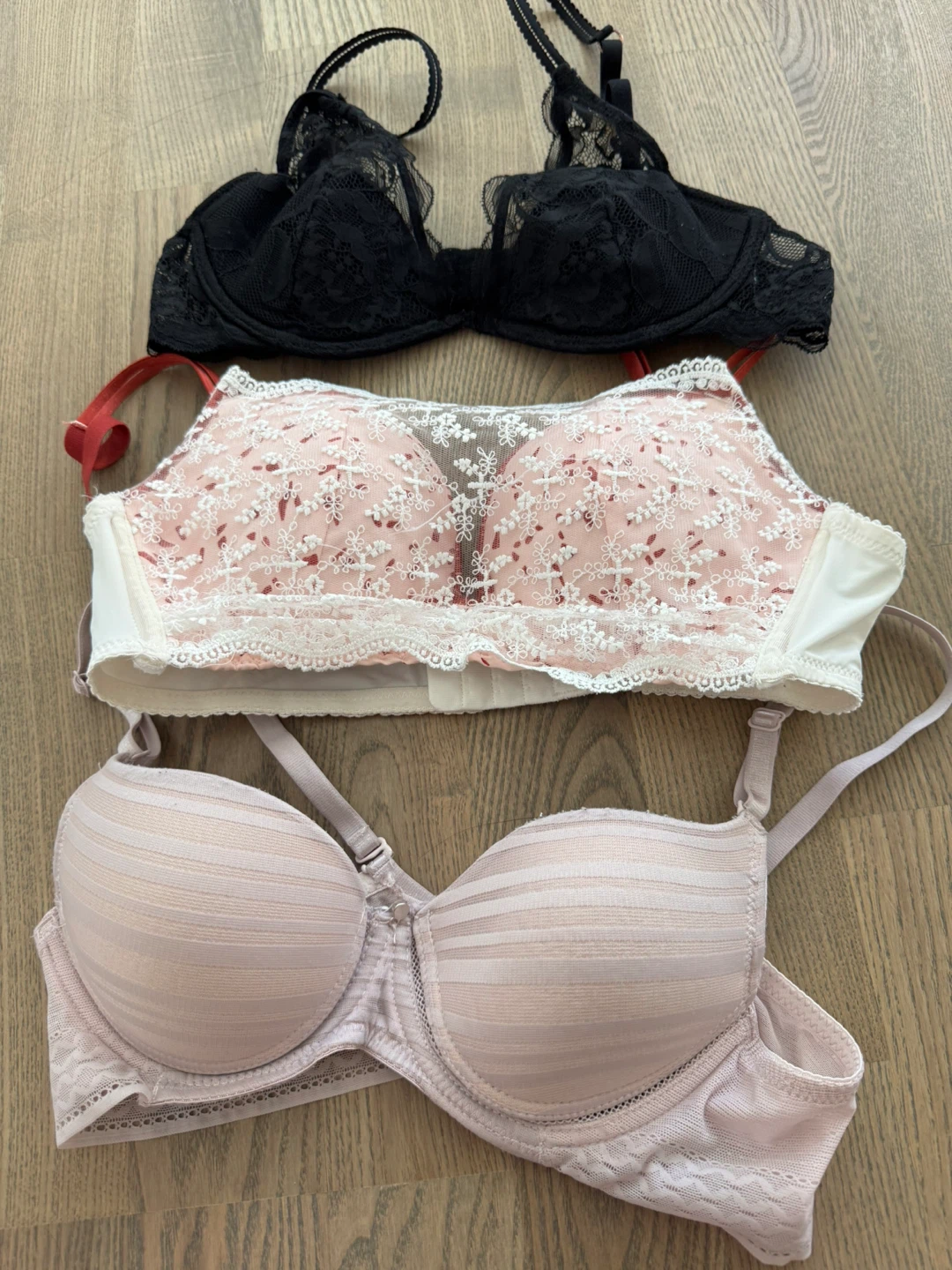 New Holt Renfrew bought: Set of 3 Women's - photo 2