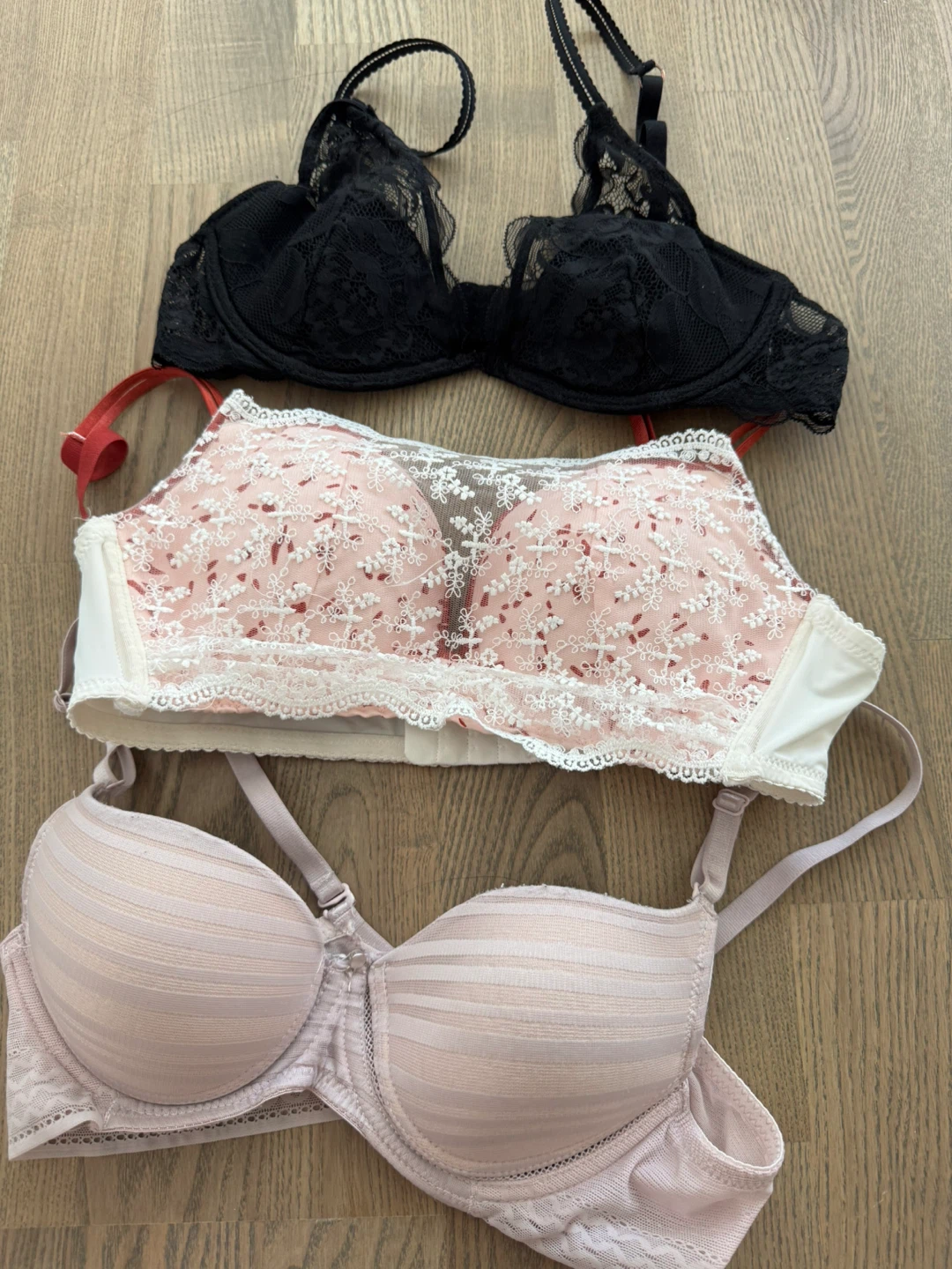 New Holt Renfrew bought: Set of 3 Women's - photo 3