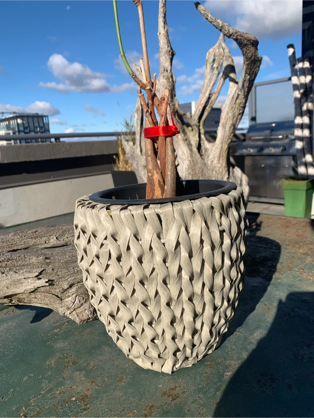 plant pot planter indoor outdoor resin wicker modern retro new