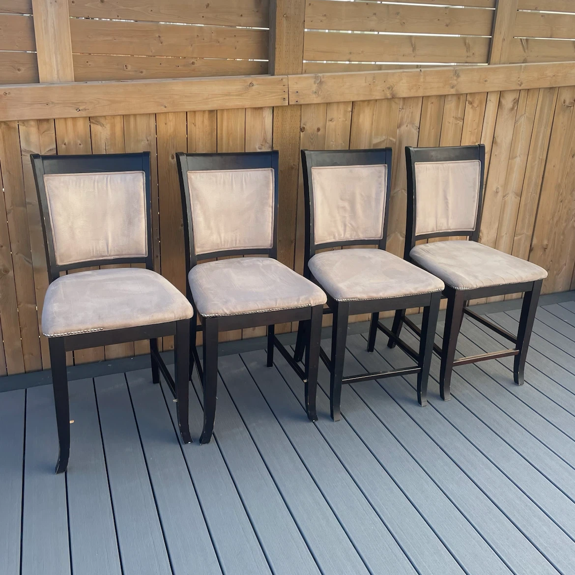 4 Bar Stools