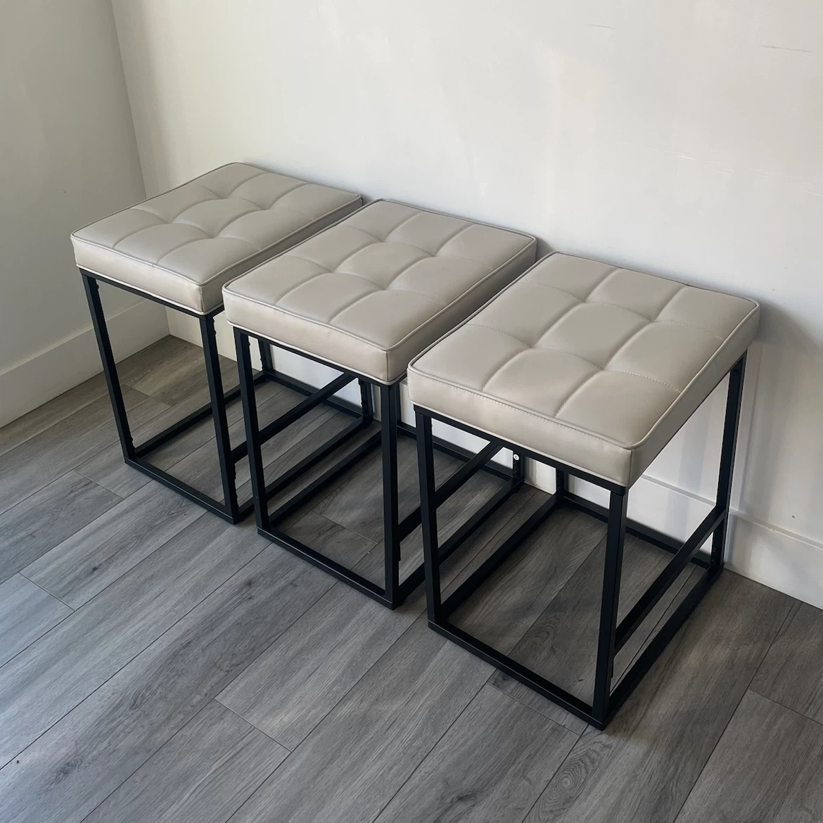 3 Bar Stools