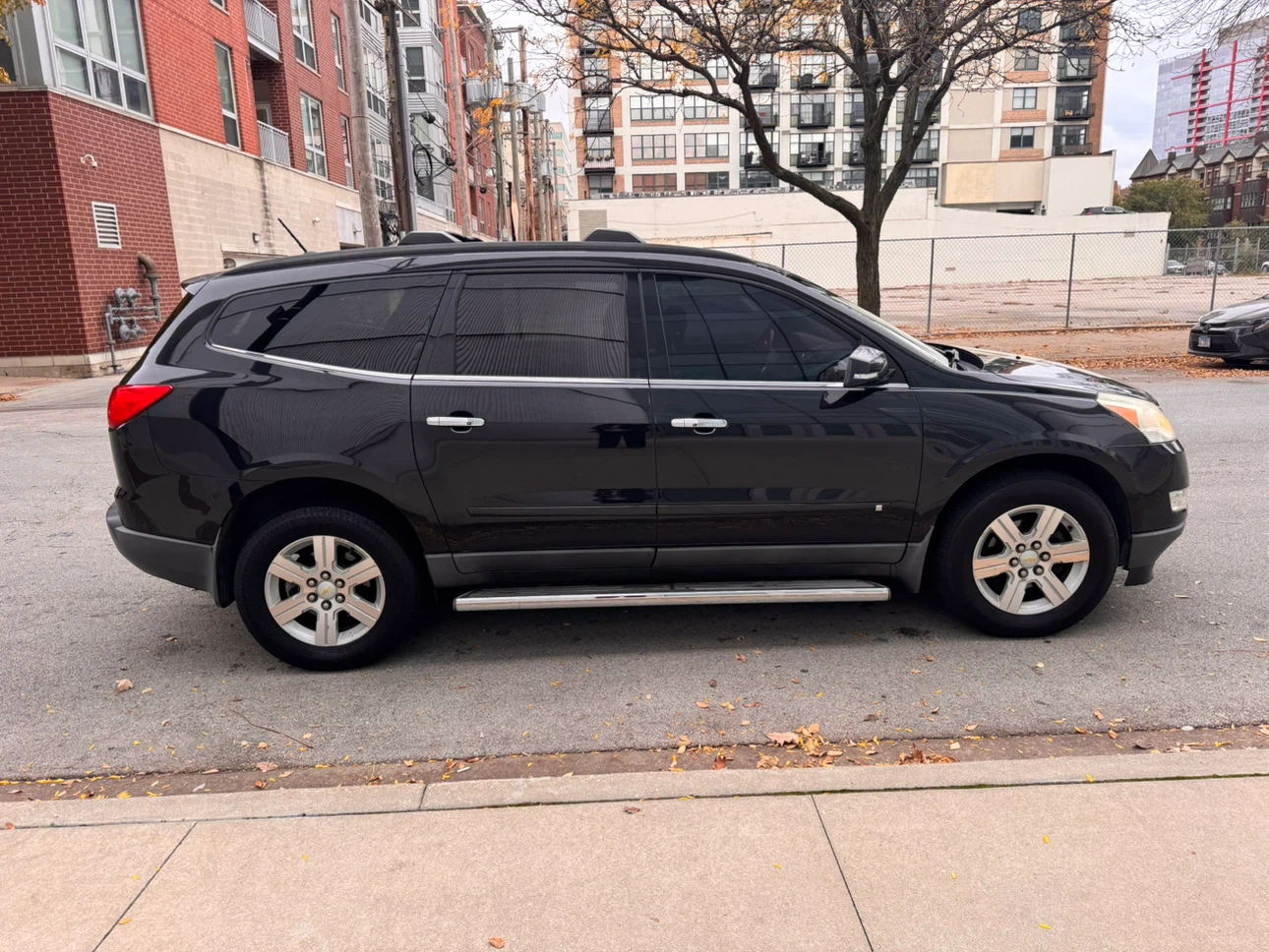 2010 Chevrolet Traverse LT W/2LT 155k