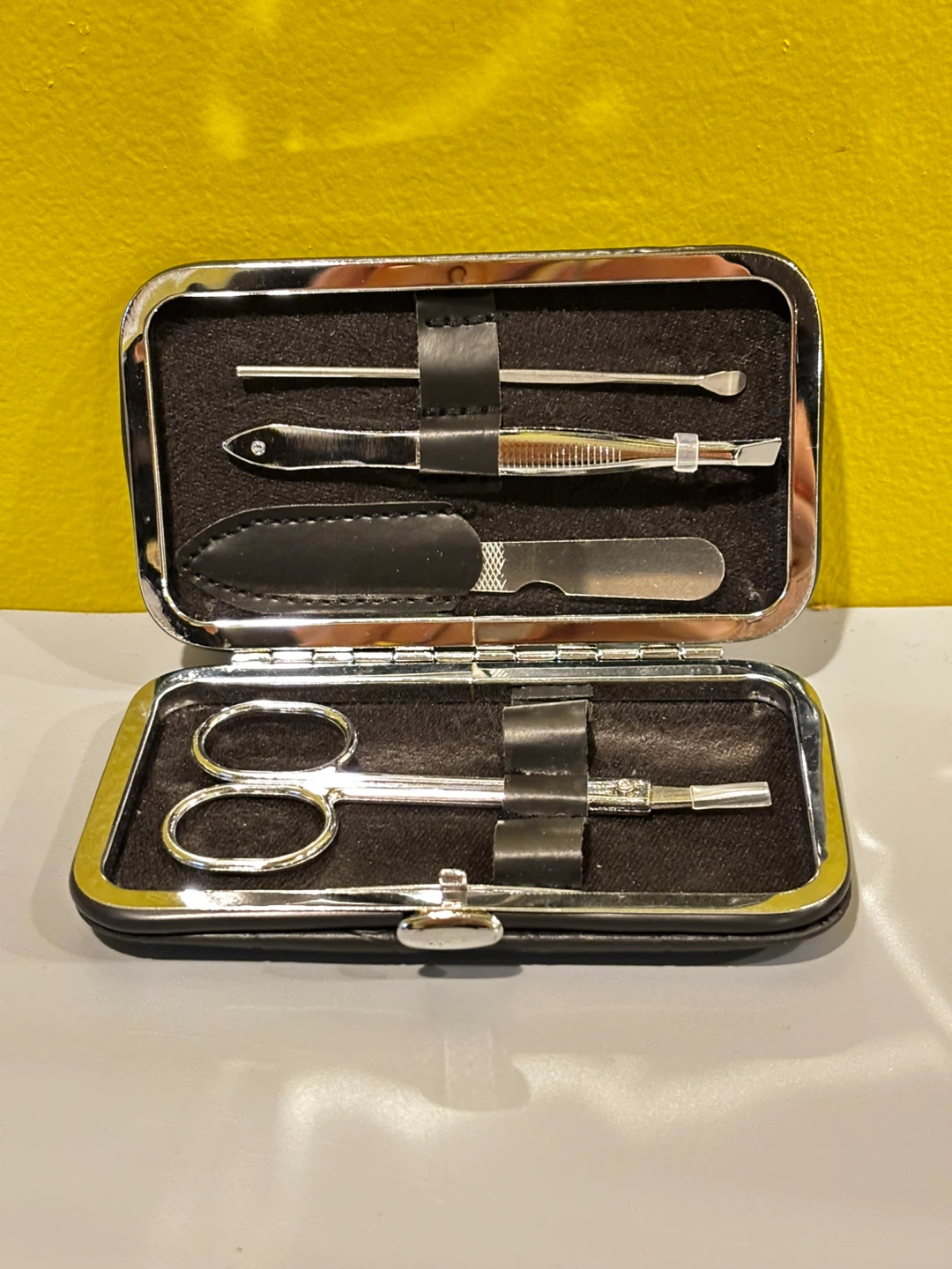 4-Piece Stainless Steel Manicure Grooming Set - photo 2