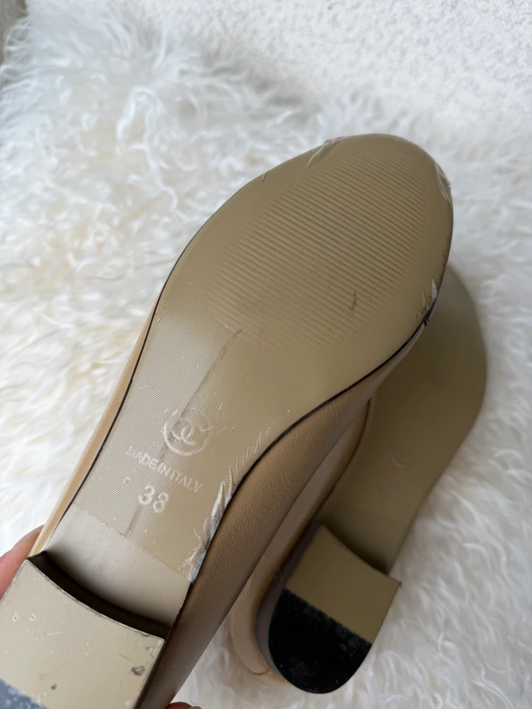 CHANEL ballerina flats Two-Tone Beige and Black - photo 5
