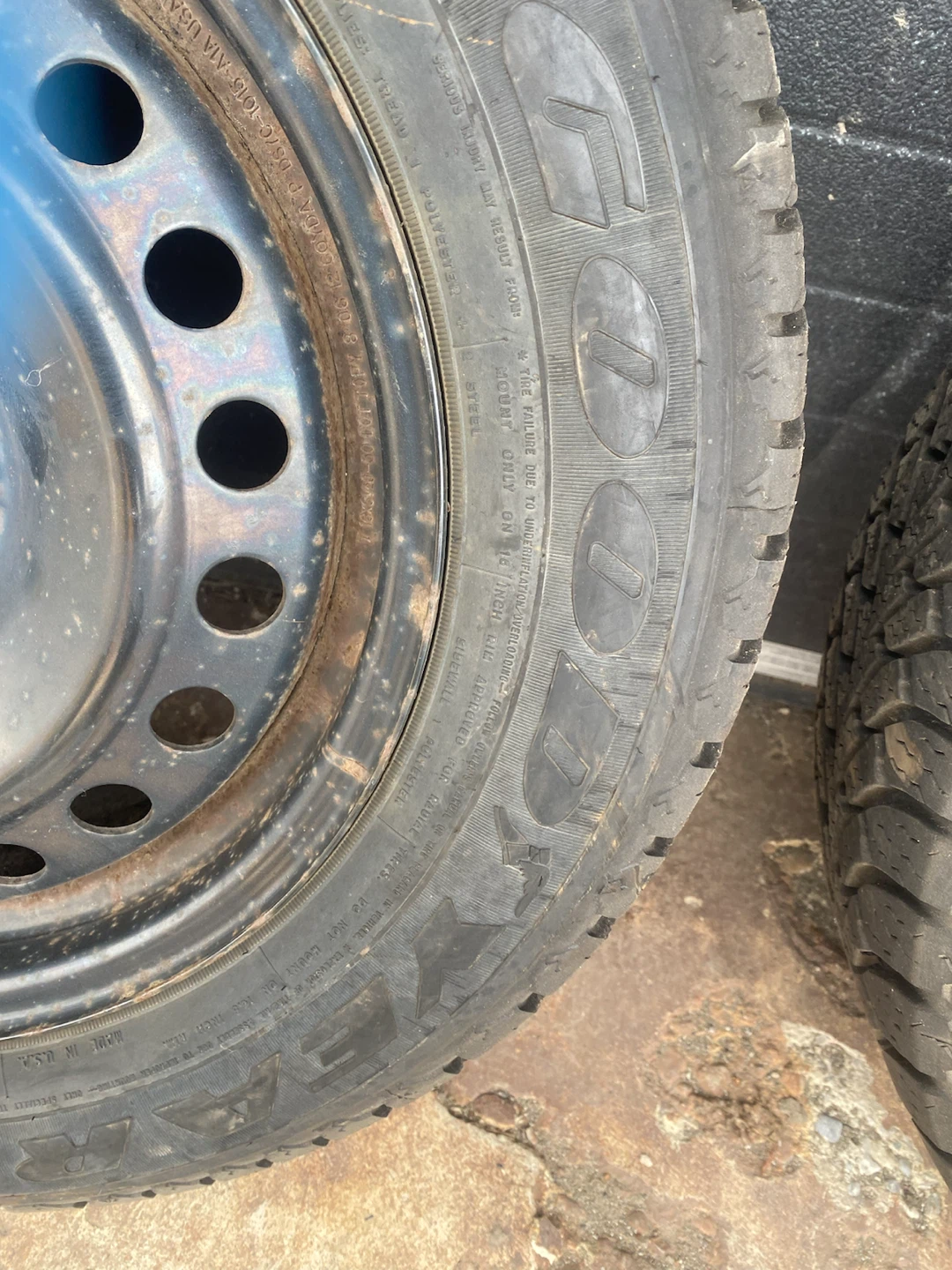 Set of 4 Goodyear Winter Tires with Steel Rims - photo 2