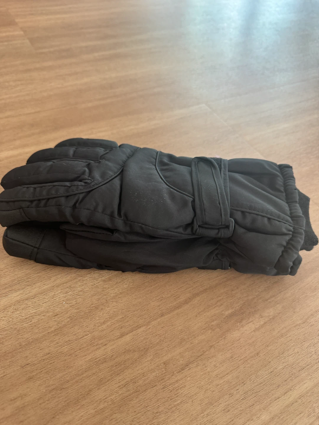 Black Winter Gloves