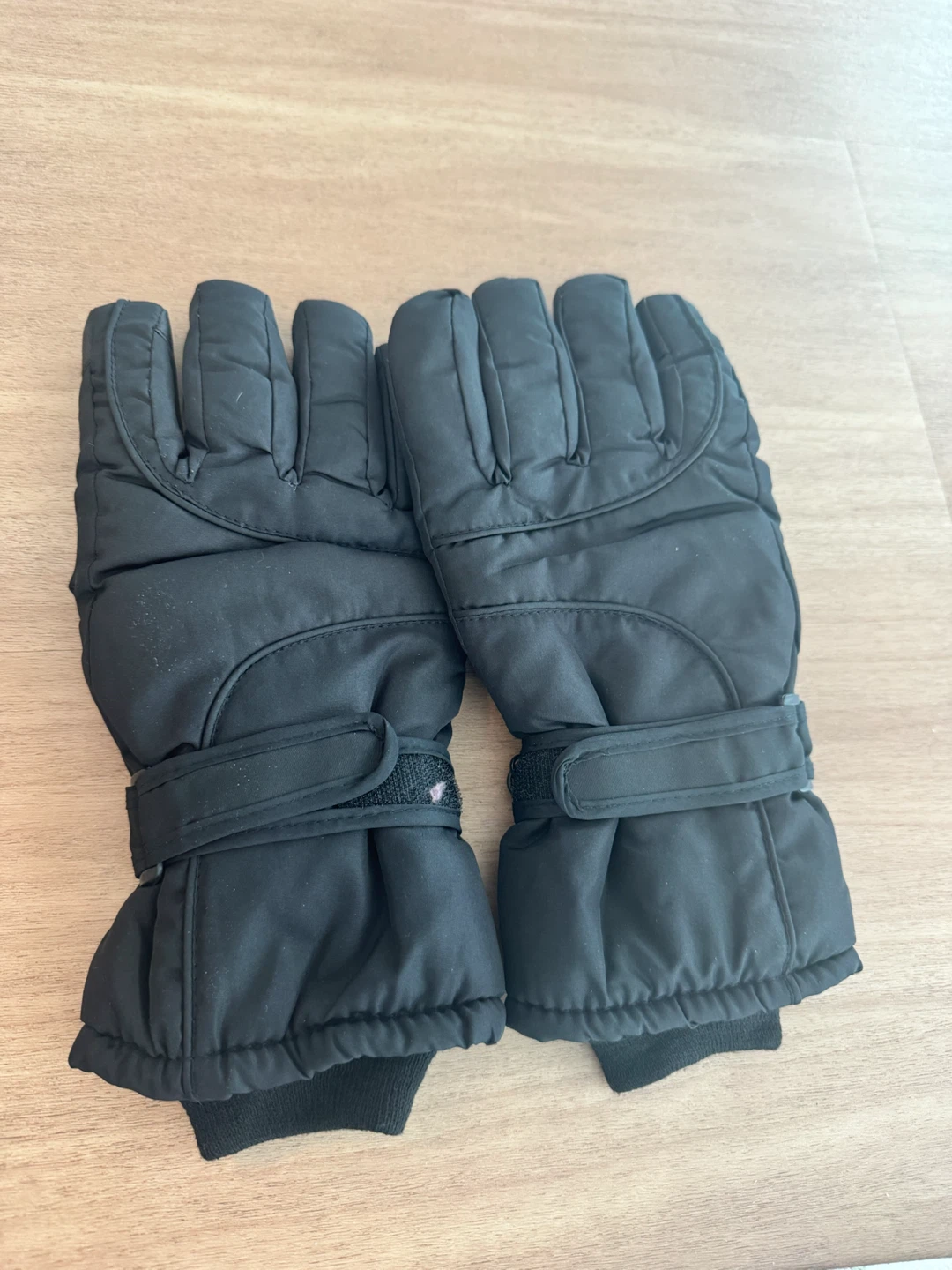 Black Winter Gloves - photo 2