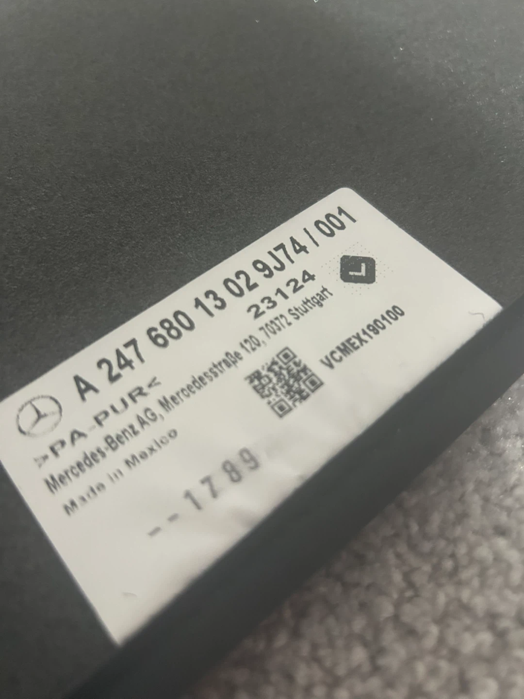 Brand New OEM Mercedes AMG Floor Mats - GLB / GLA - photo 2
