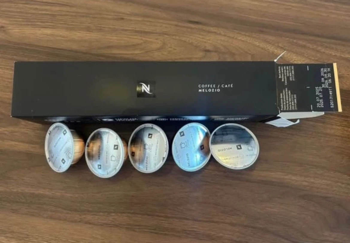 Nespresso Vertuo Lattissima + Pods - photo 5