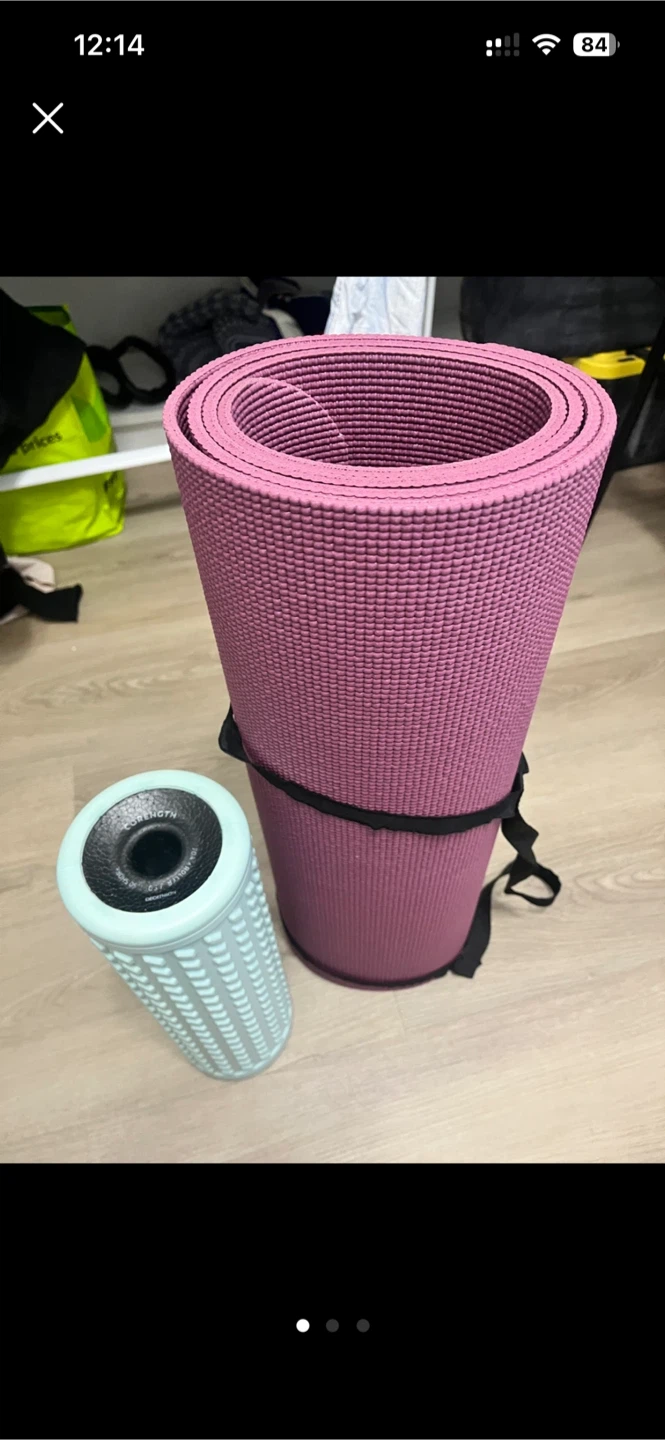 Relaxus yoga mat and foam roller