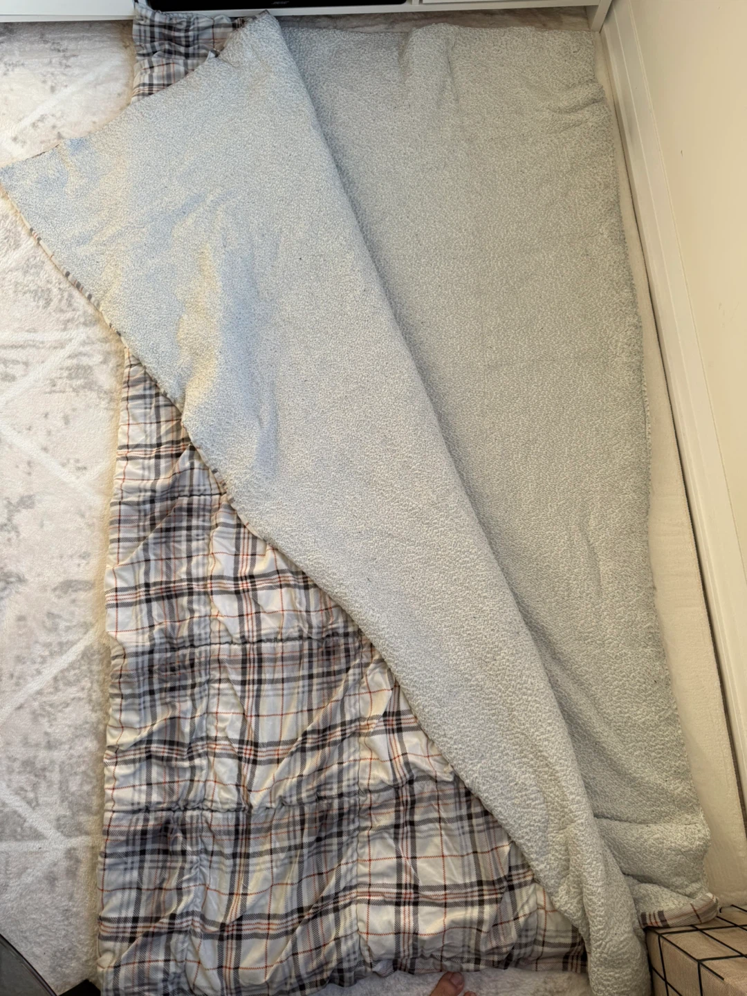 Queen size Sherpa Comforter - photo 2