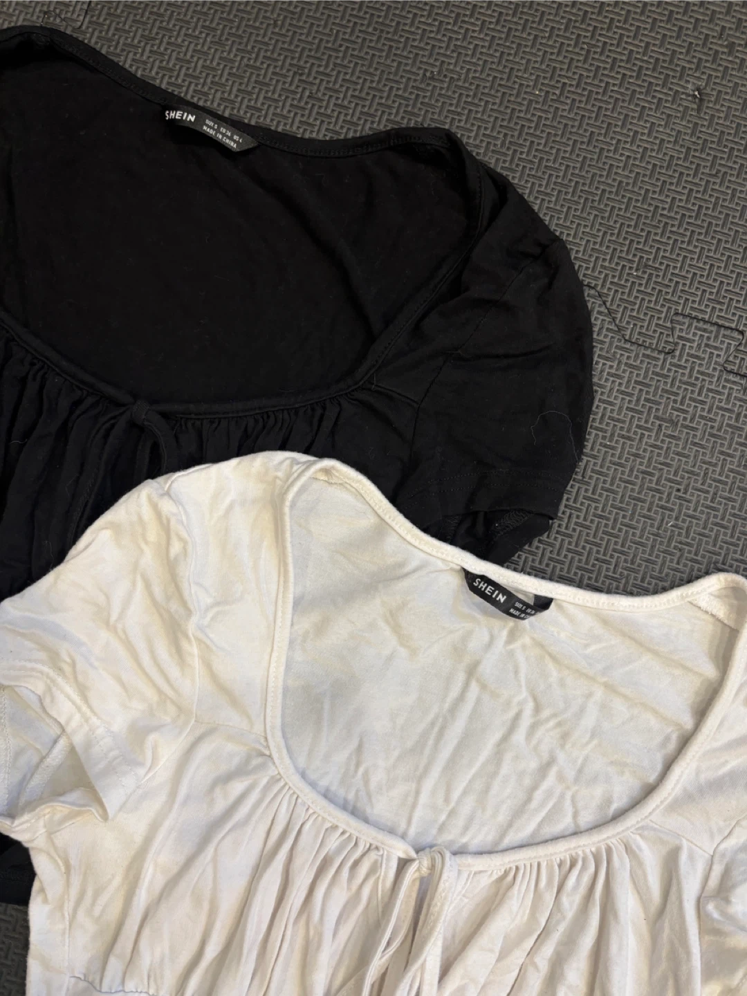 Two SHEIN crop tops - photo 2