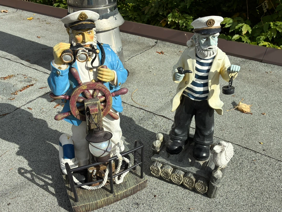 Pair Nautical Sea Captain Garden Statue 21.5" LED Solar Light - photo 5