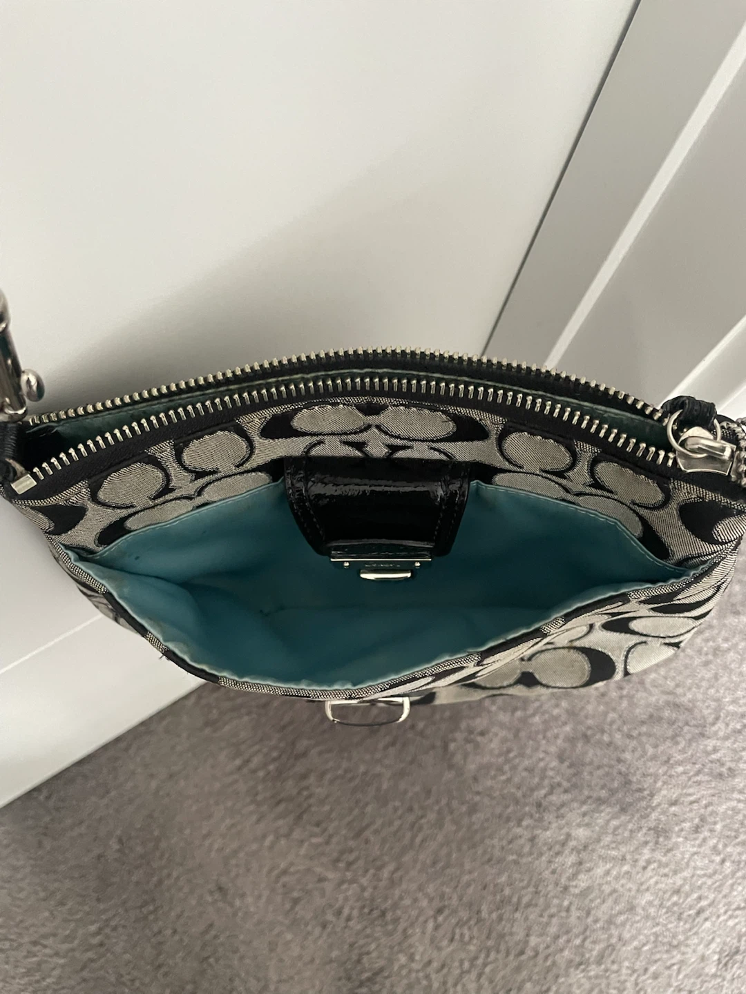 Coach Signature Crossbody Bag - photo 2