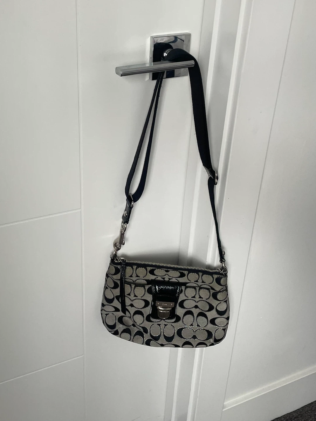 Coach Signature Crossbody Bag - photo 5