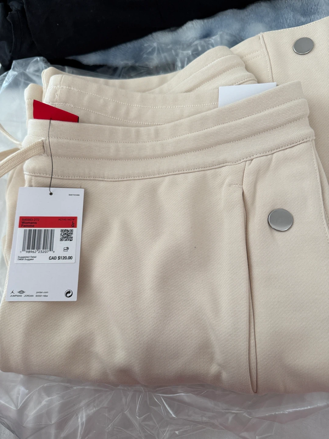 Jordan Women's Fleece Tearaway Pants - Beige - photo 2