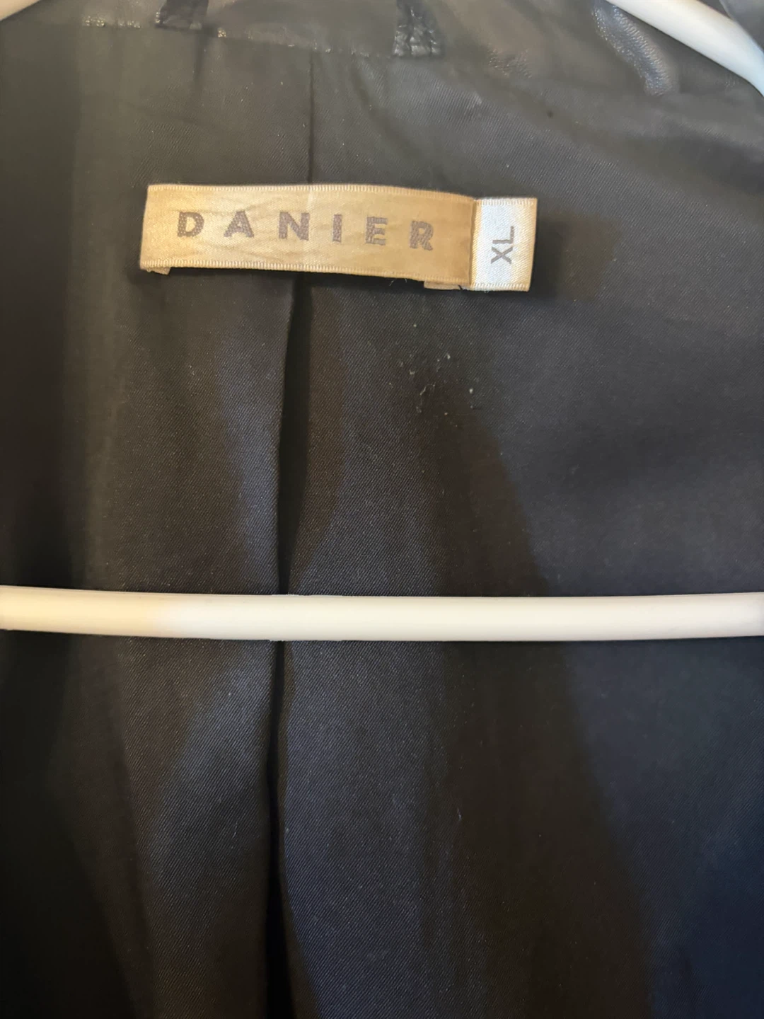 Danier Black Leather Jacket - photo 2