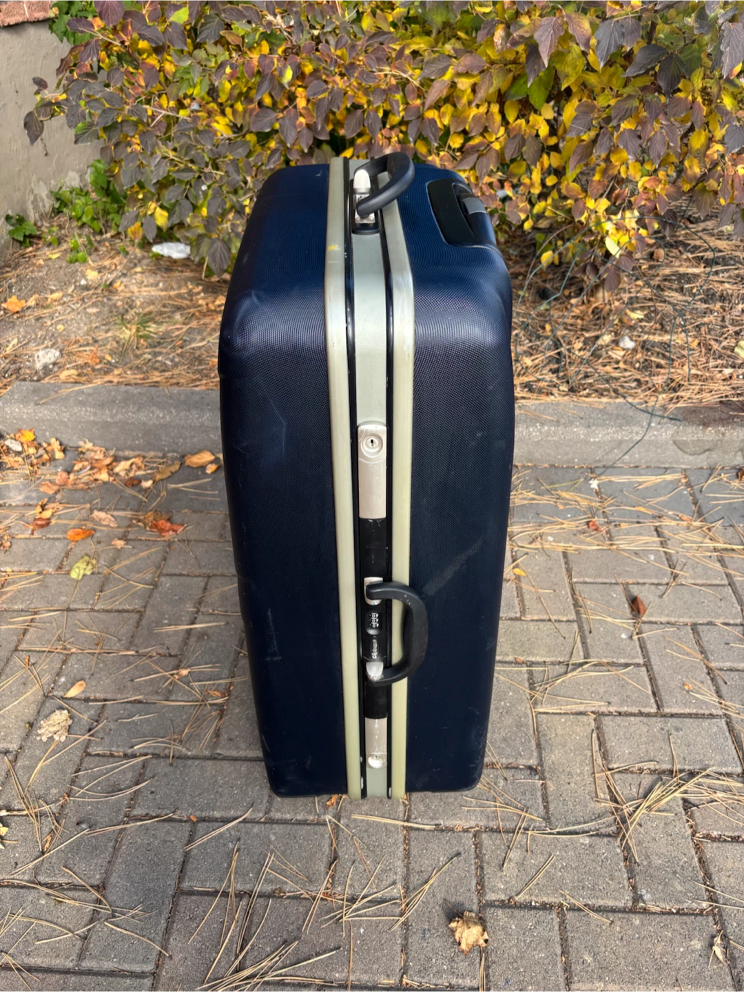 Large Diplomat Hardshell Rolling Luggage - photo 3