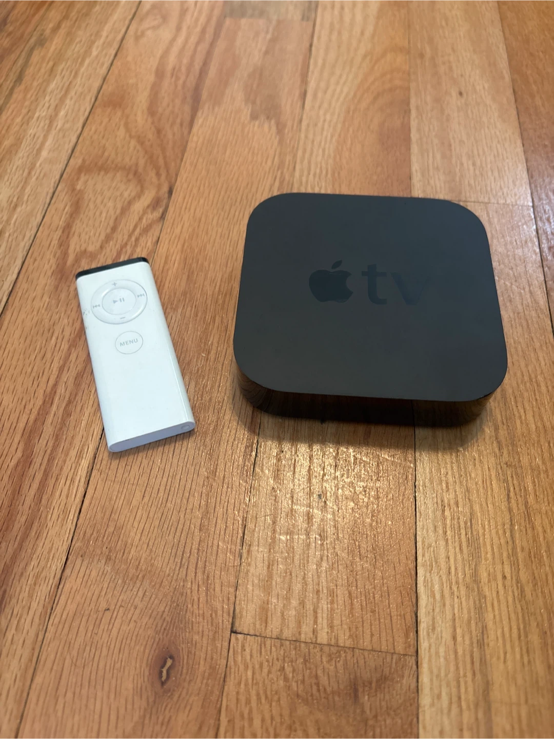 Apple TV Streaming Media Player (3rd gen from 2012)