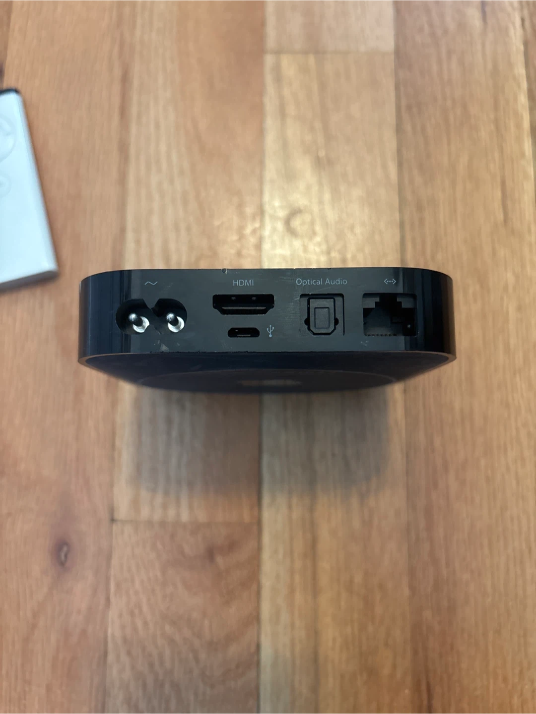 Apple TV Streaming Media Player (3rd gen from 2012) - photo 2