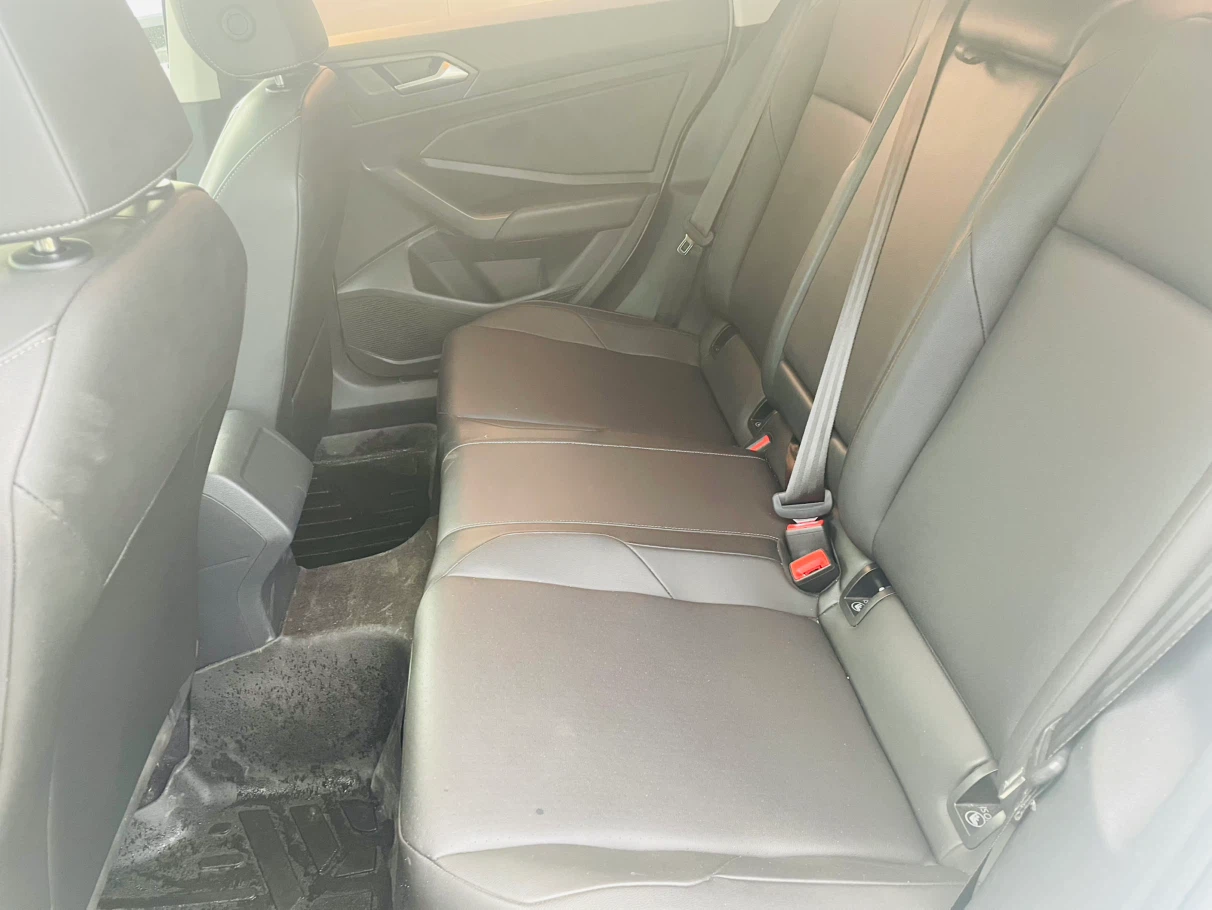 2019 Volkswagen Jetta Highline - photo 4