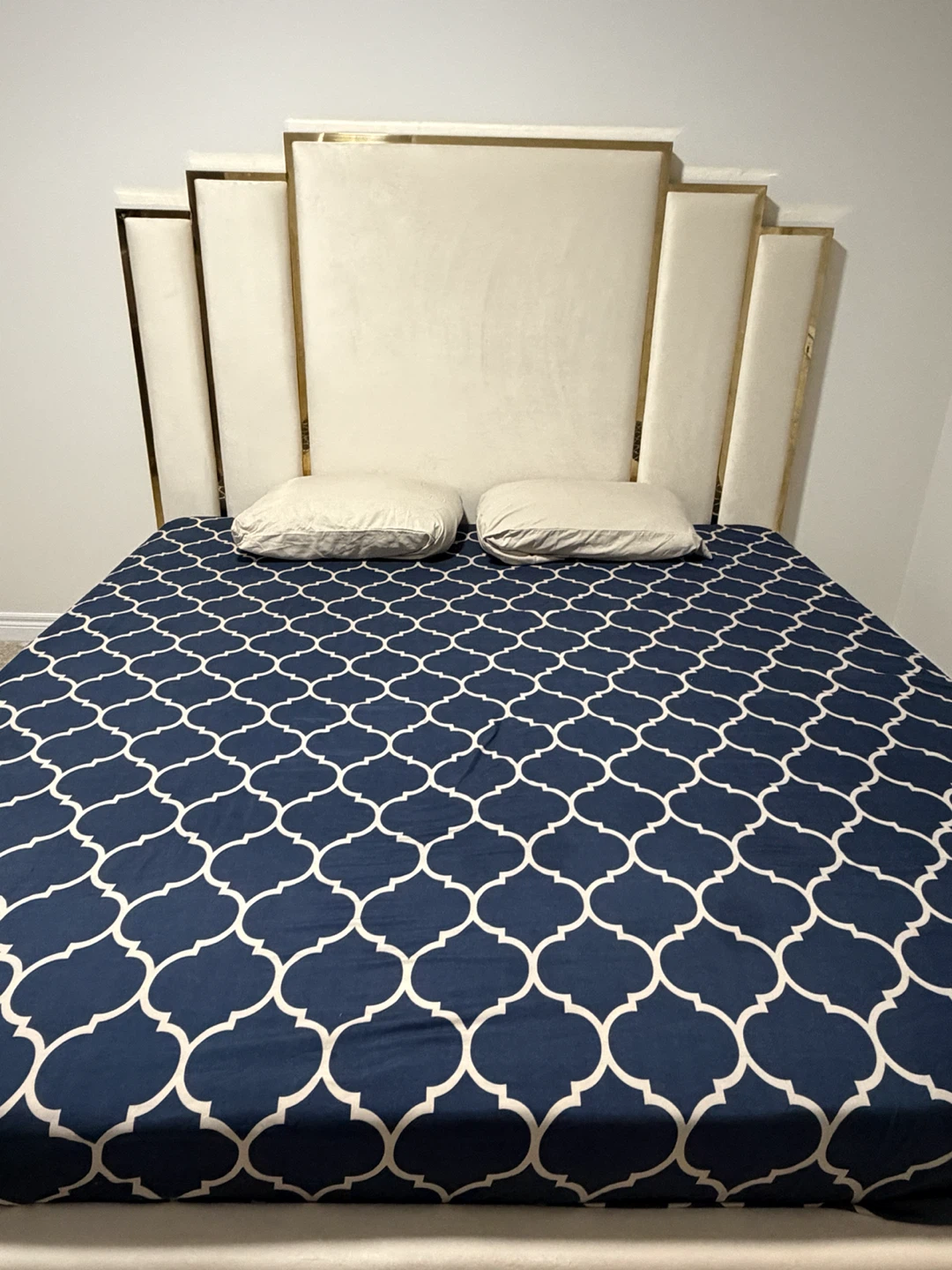 King-Size cream Bed with Mattress – Heavy-Duty & Solid Bed Frame - photo 5