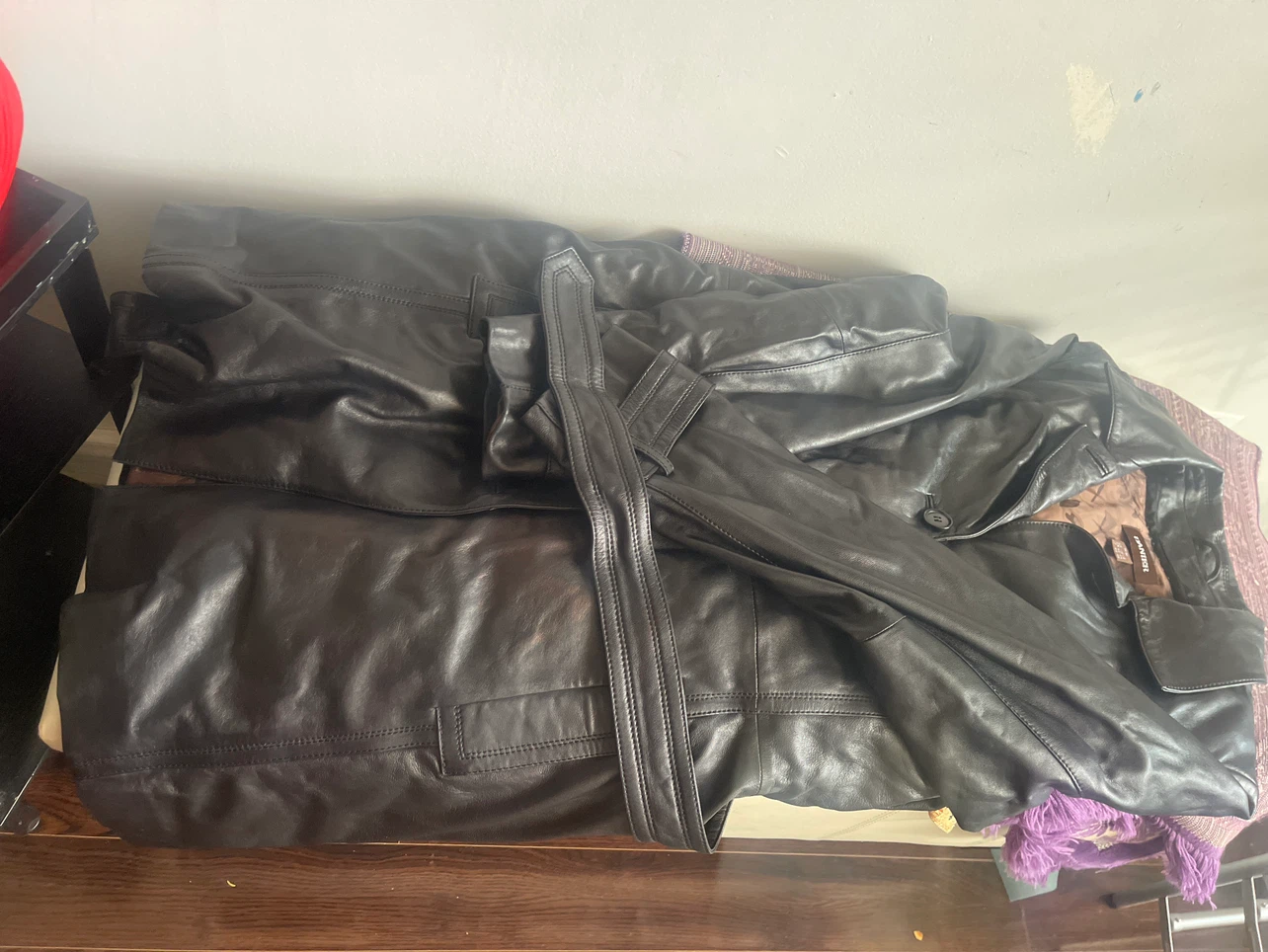Danier Black Leather Coat - photo 2