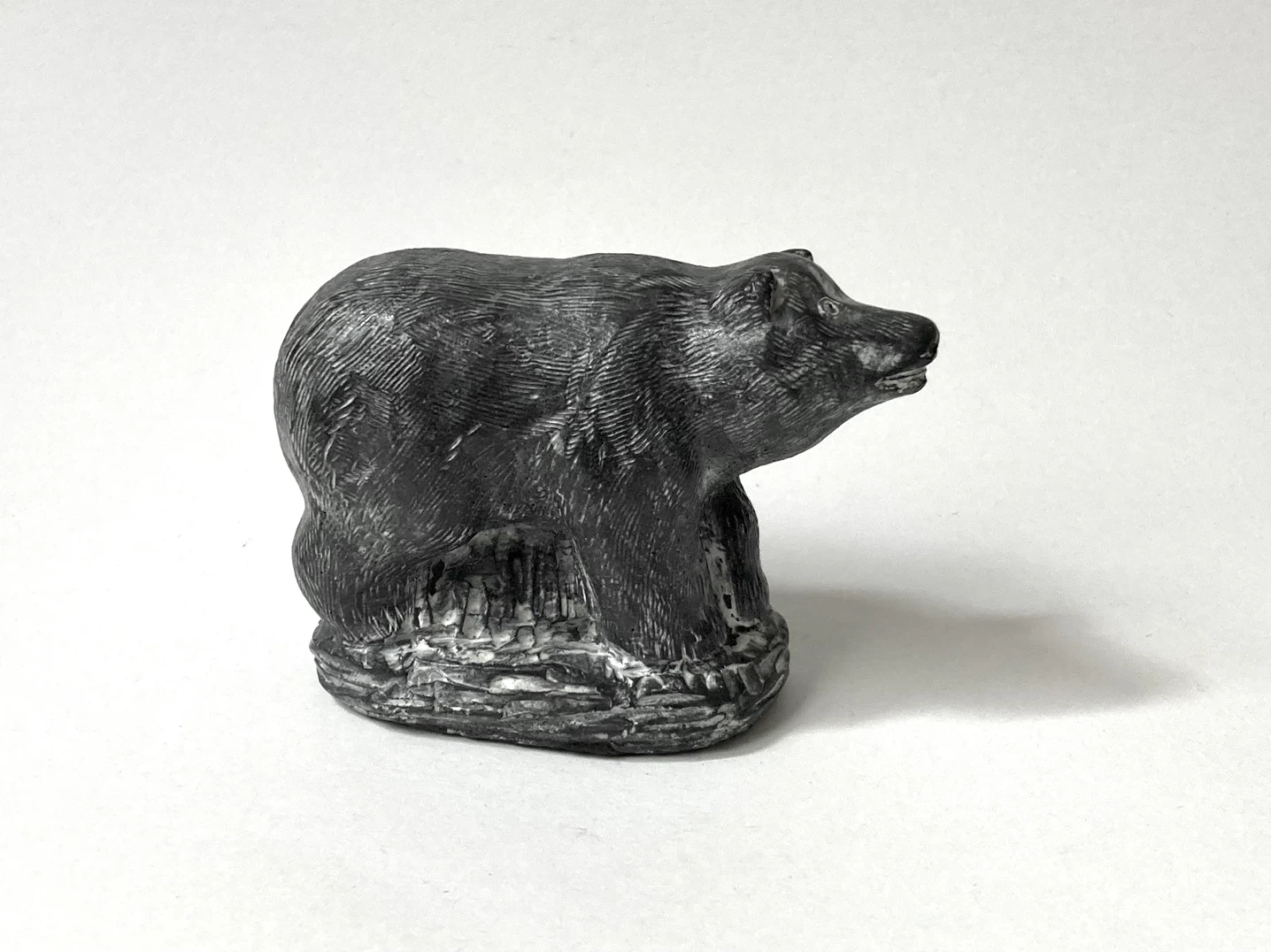 Vintage “A Wolf” Original Bear Figurine – Handmade in Canada - photo 2