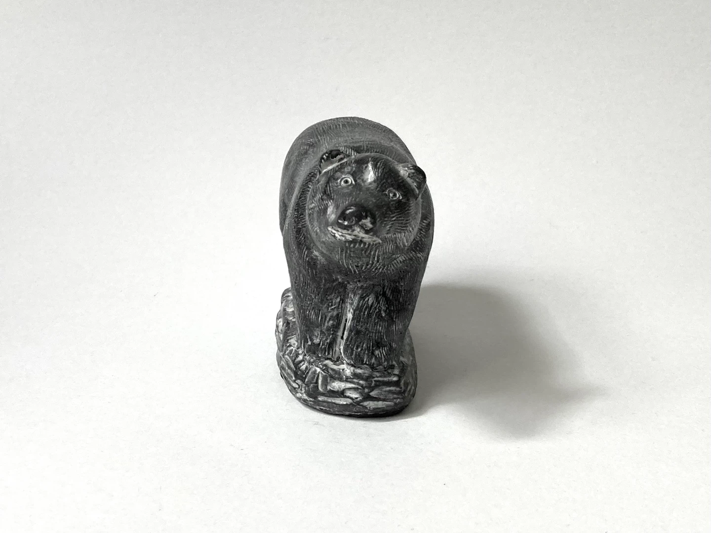 Vintage “A Wolf” Original Bear Figurine – Handmade in Canada - photo 3