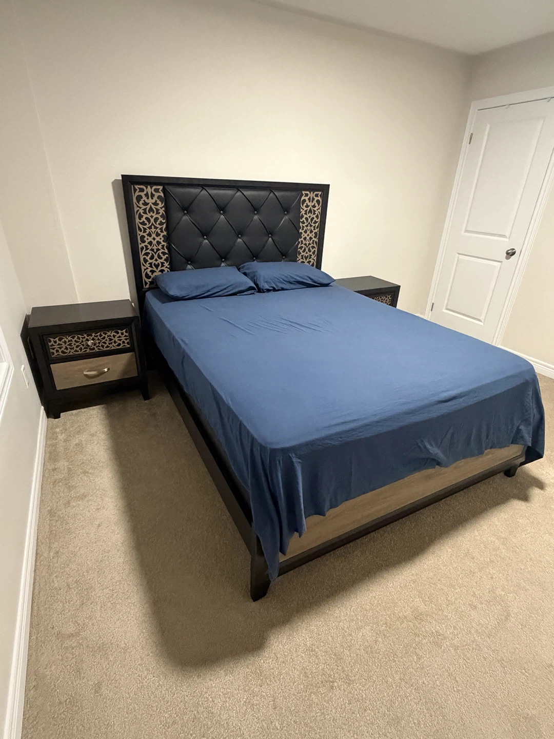 Solid Wood Queen-Size Bedroom Set – 7 Pieces - photo 2