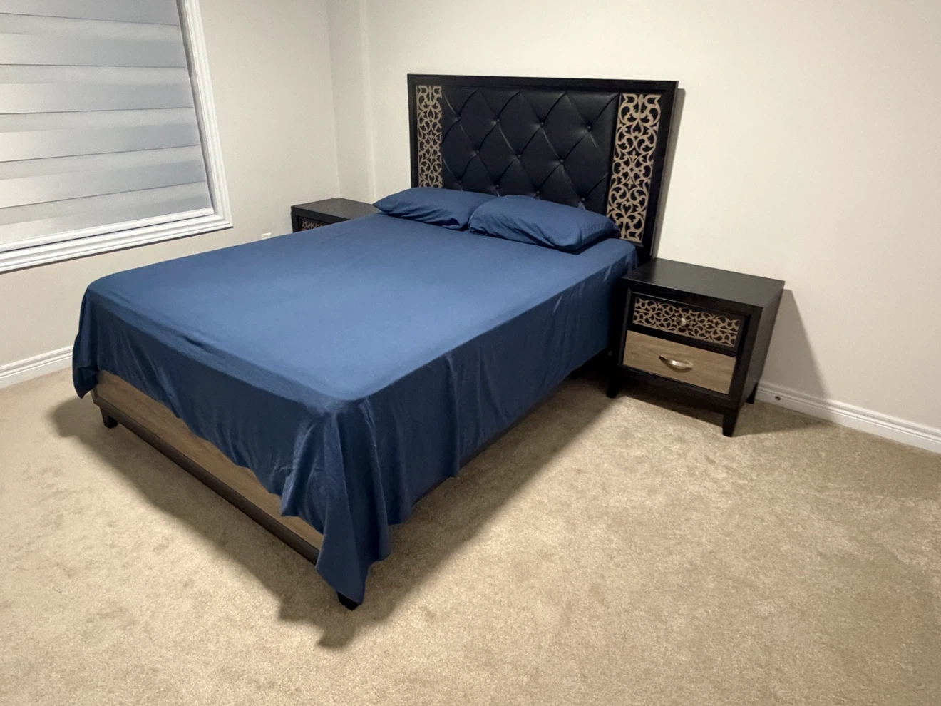 Solid Wood Queen-Size Bedroom Set – 7 Pieces - photo 3