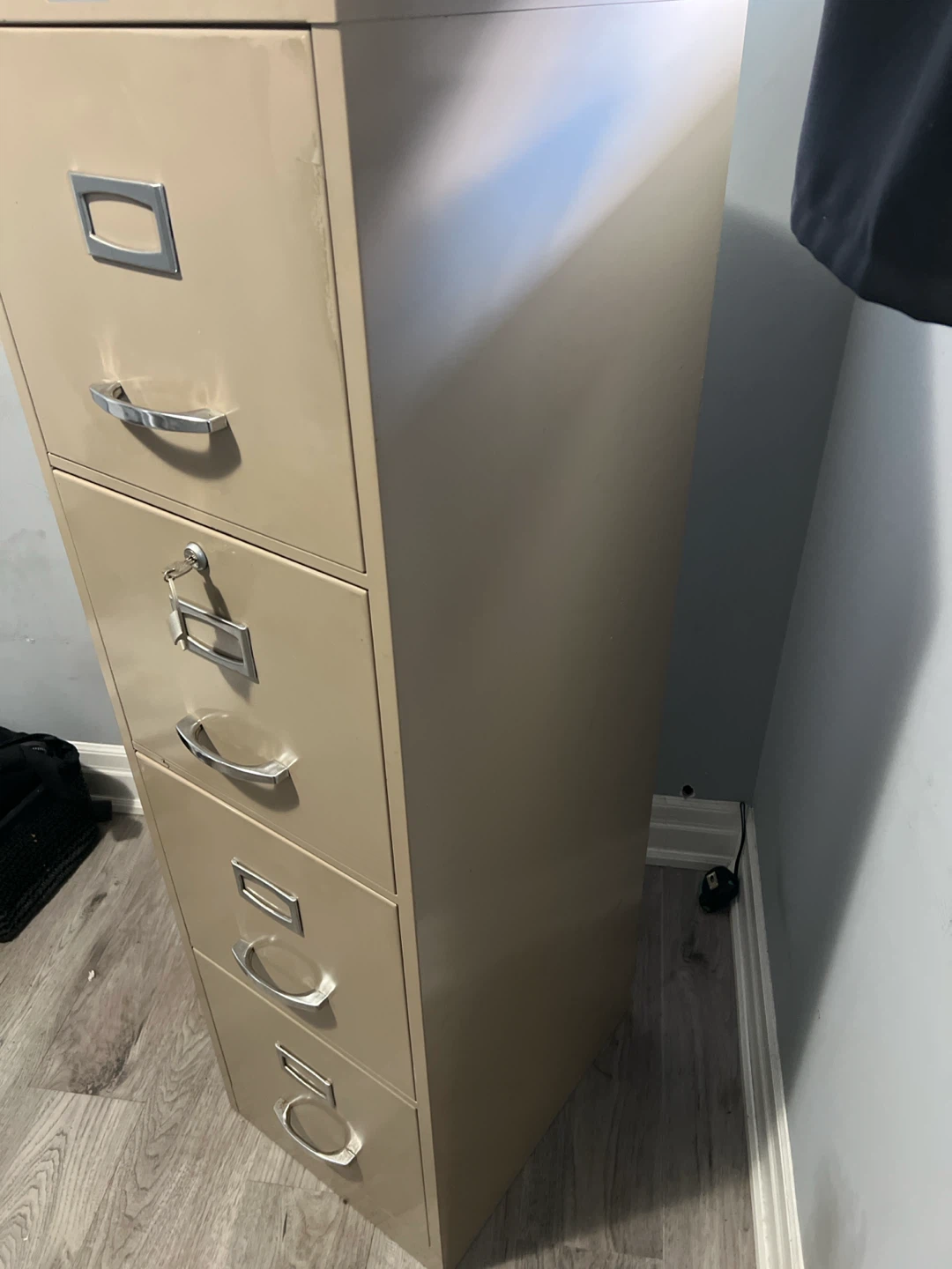 Filing Cabinet - photo 3