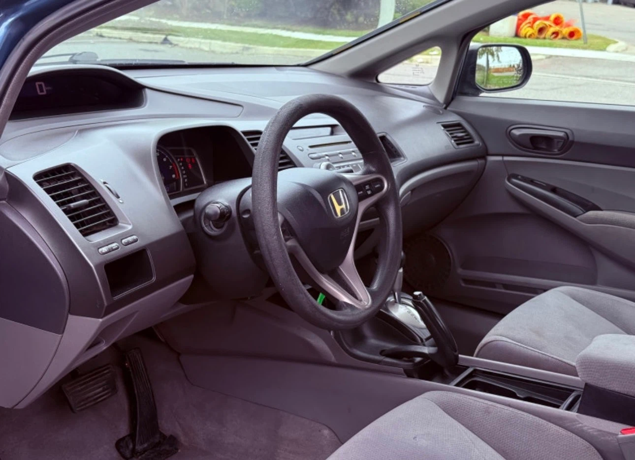 Honda Civic Sedan 2010  rebuilt - photo 3