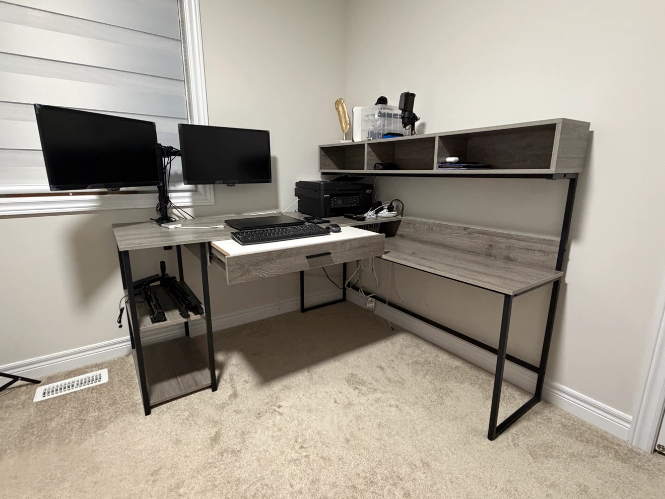 L-Shaped office Desk with Hutch