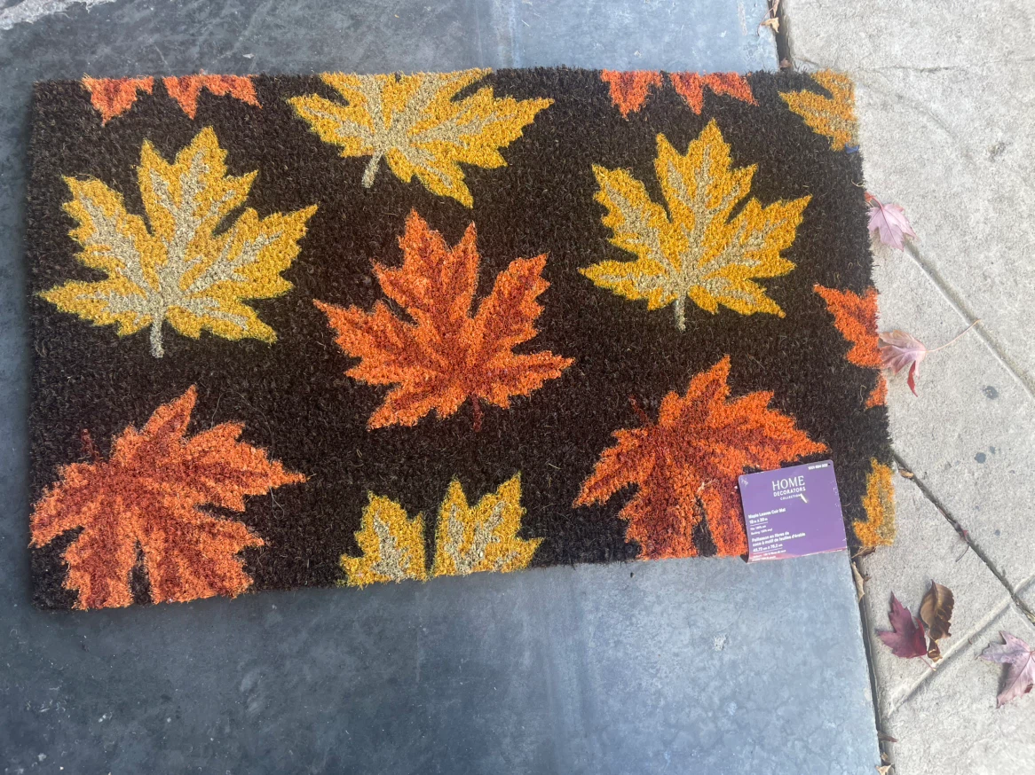 NEW! Outdoor Maple Leaf 🍁 Doormat