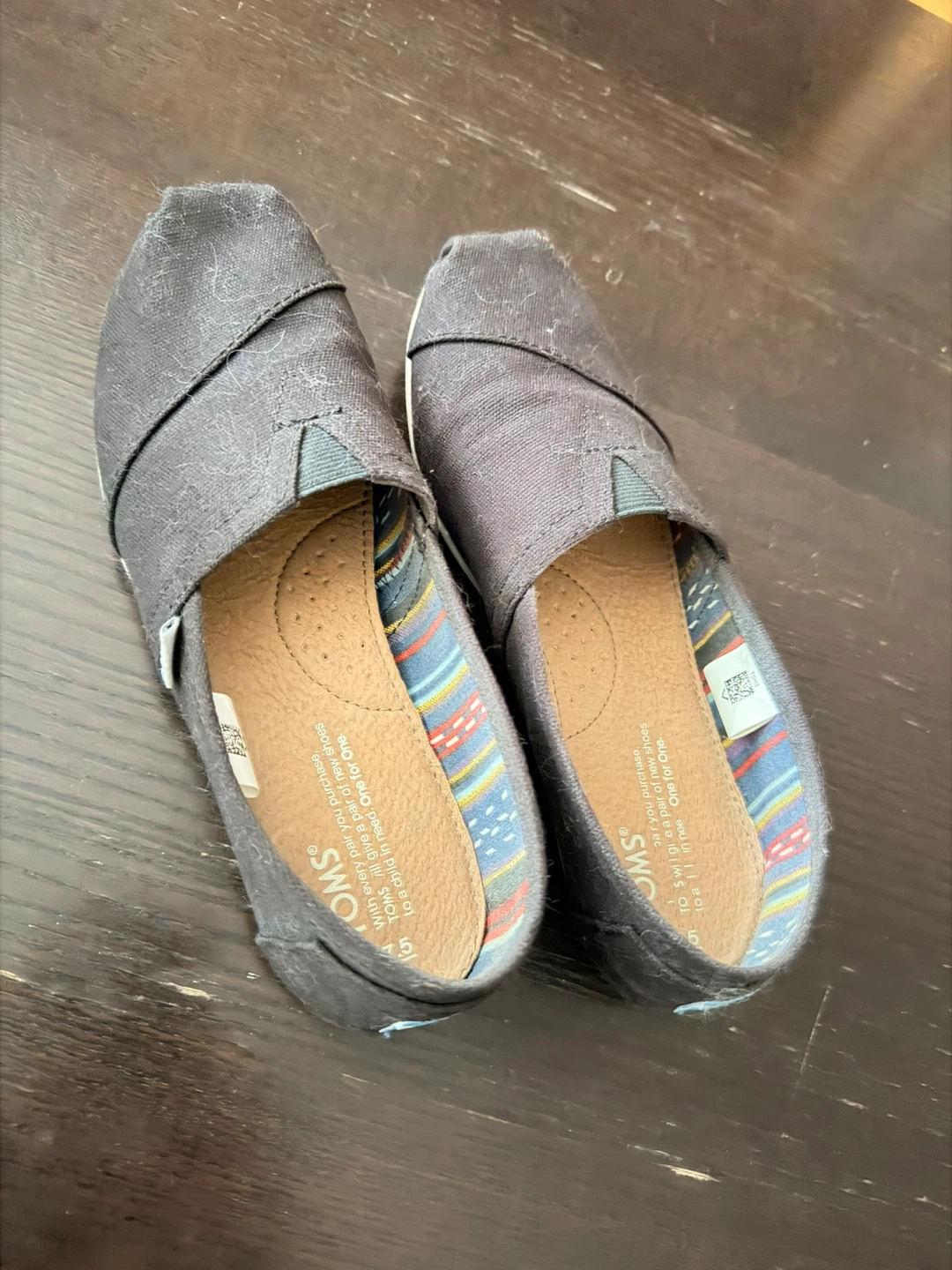 TOMS Classic Canvas Slip-on Shoes Black W7.5
