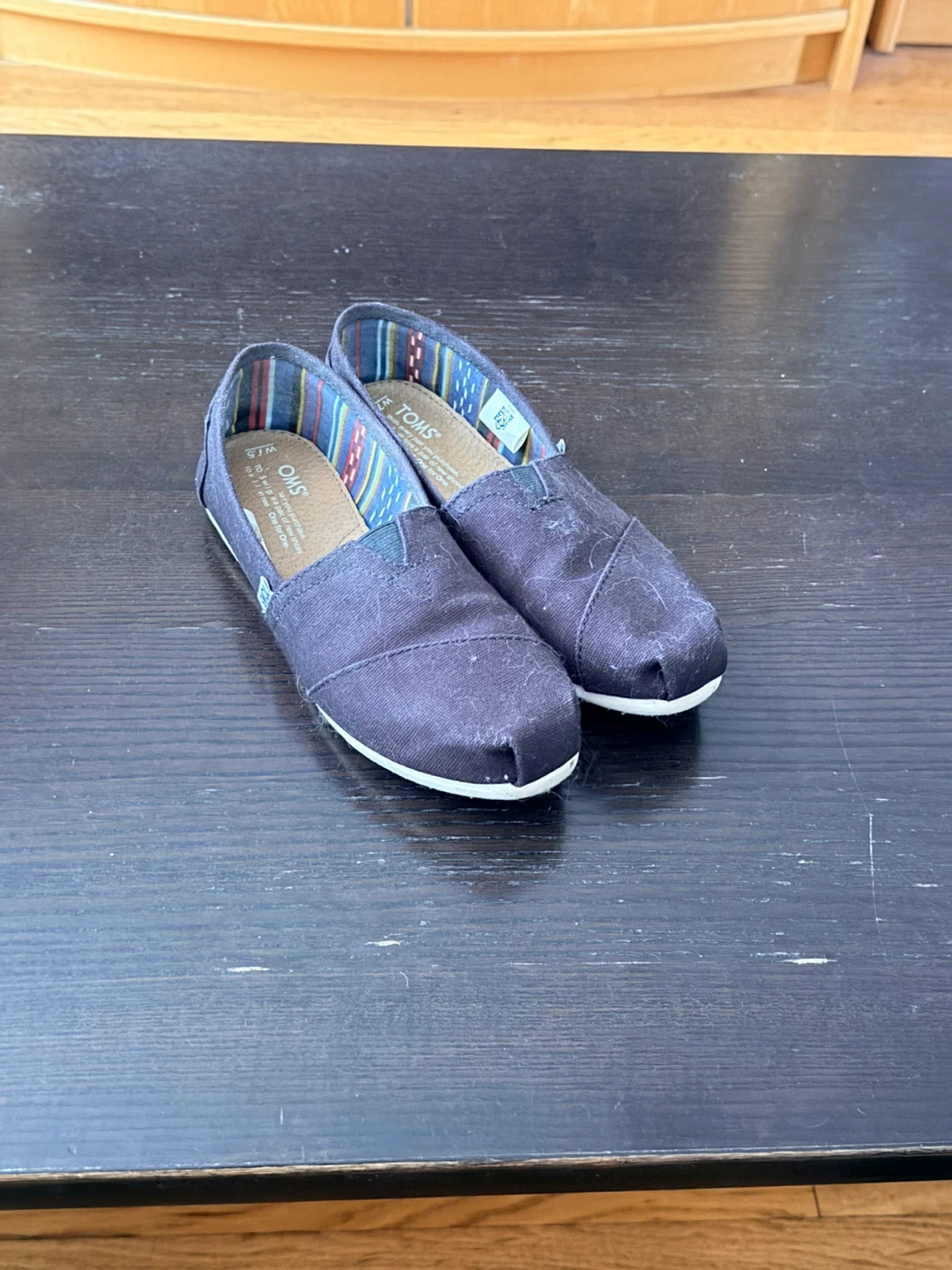 TOMS Classic Canvas Slip-on Shoes Black W7.5 - photo 3