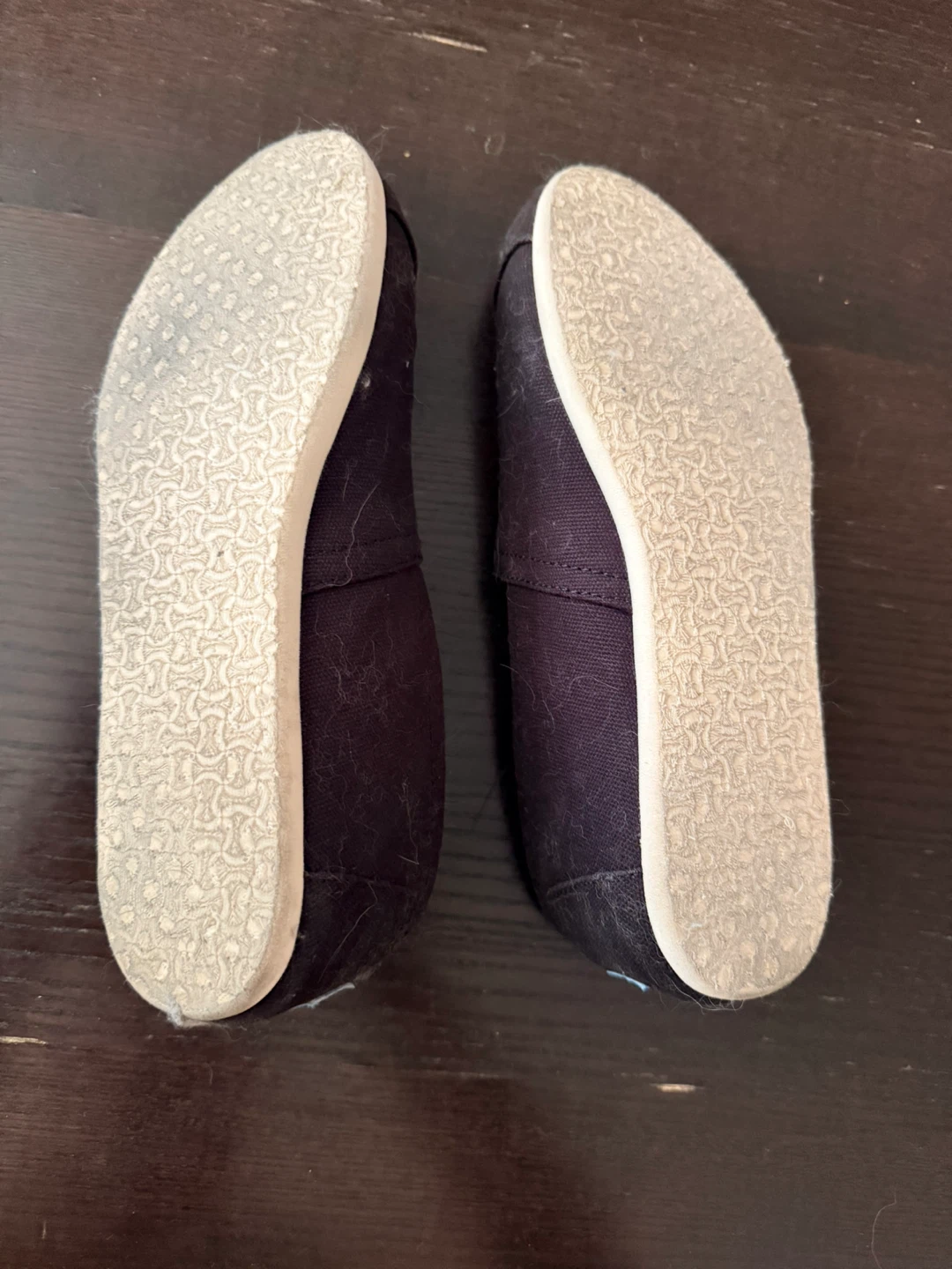TOMS Classic Canvas Slip-on Shoes Black W7.5 - photo 4